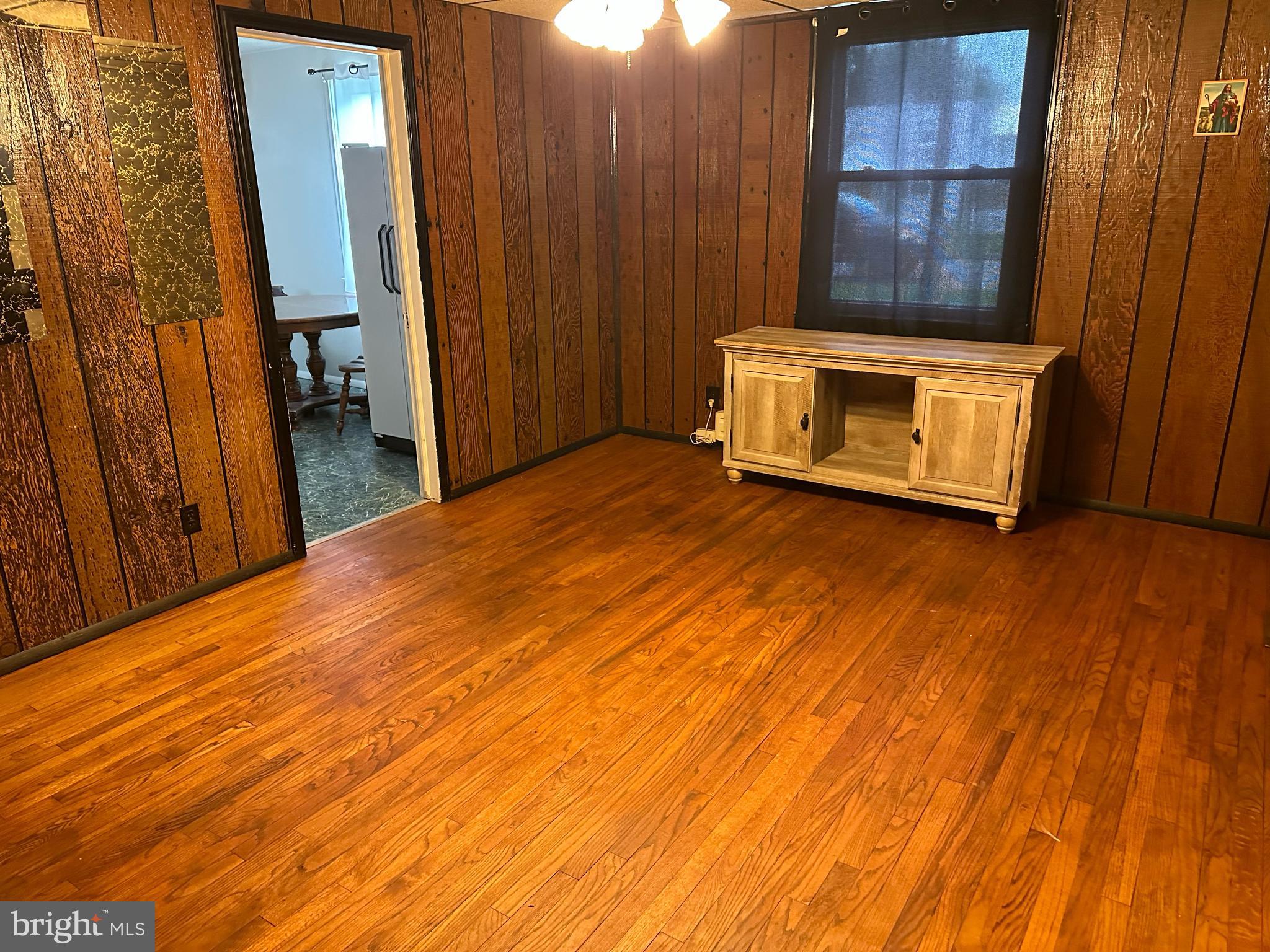 WATERSEDGE - Residential