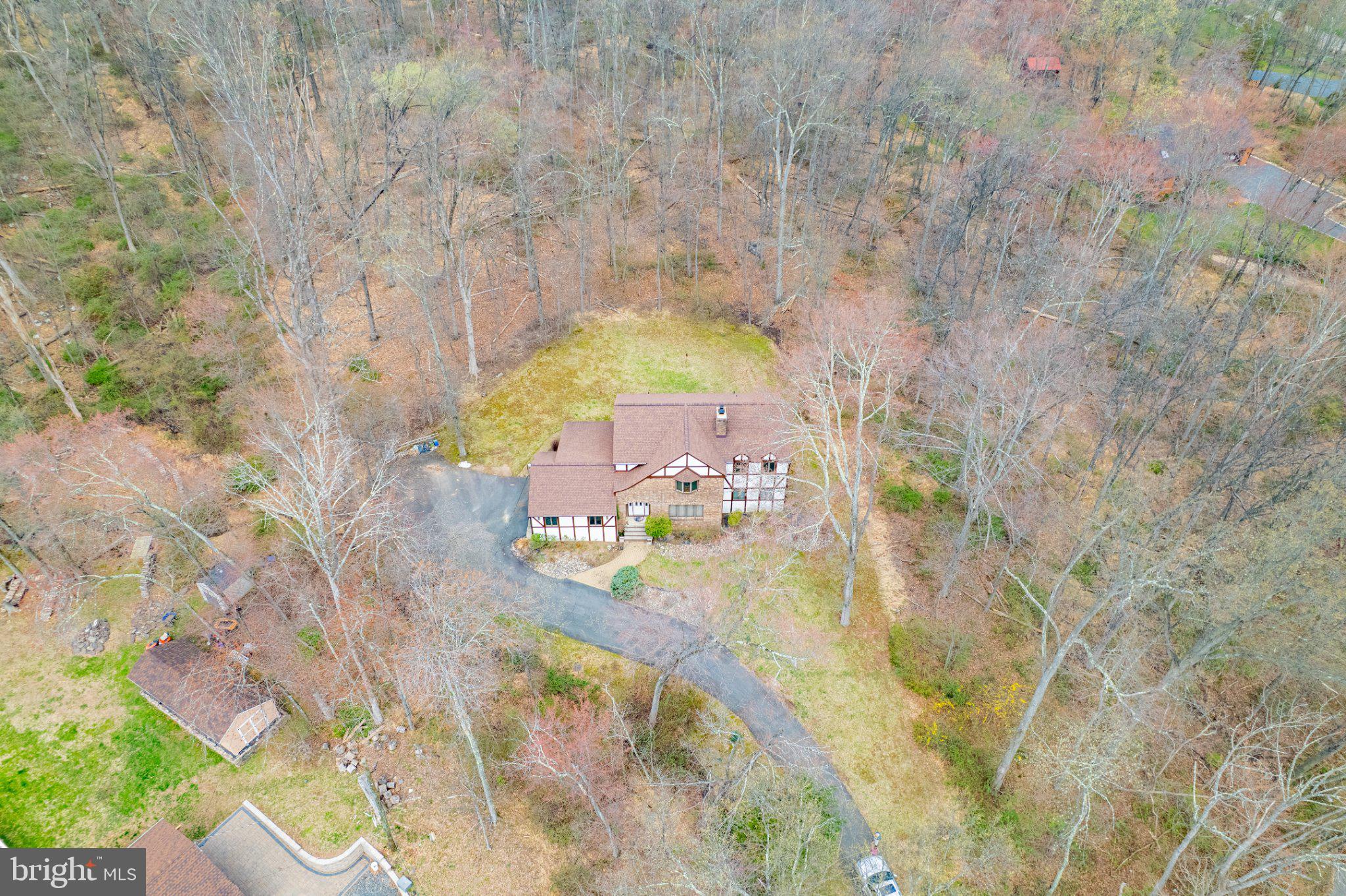 169 E MOUNTAIN ROAD