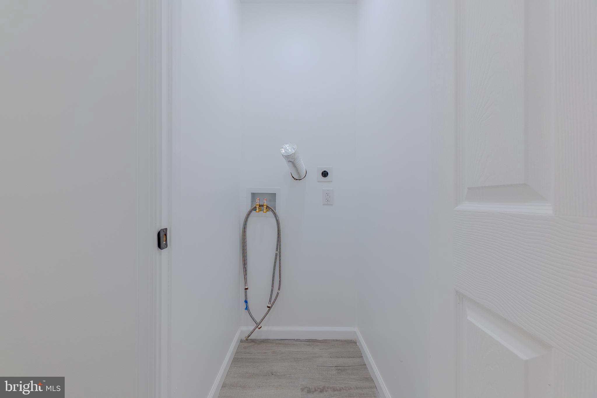 WHITMAN - Residential