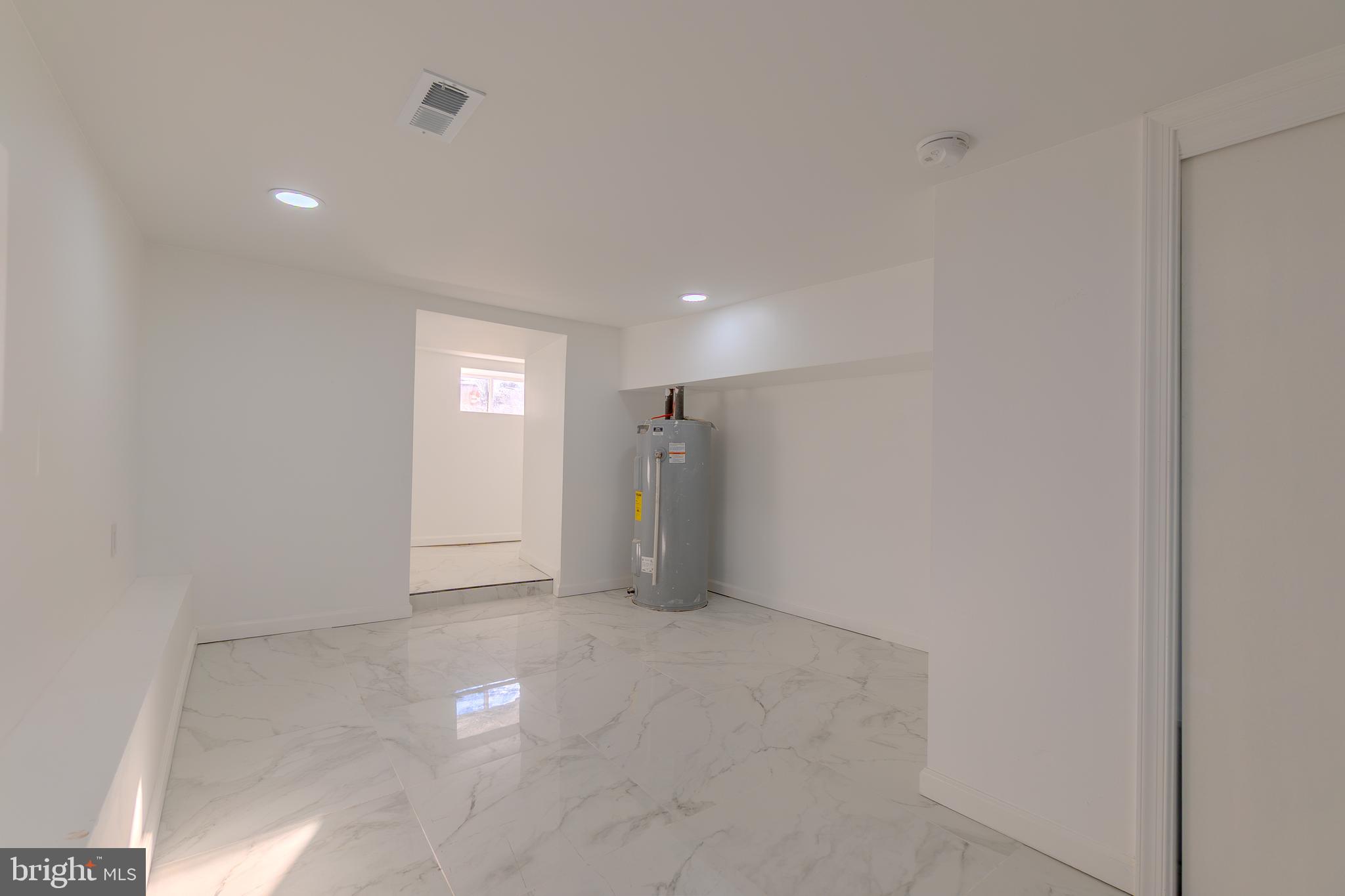 WHITMAN - Residential