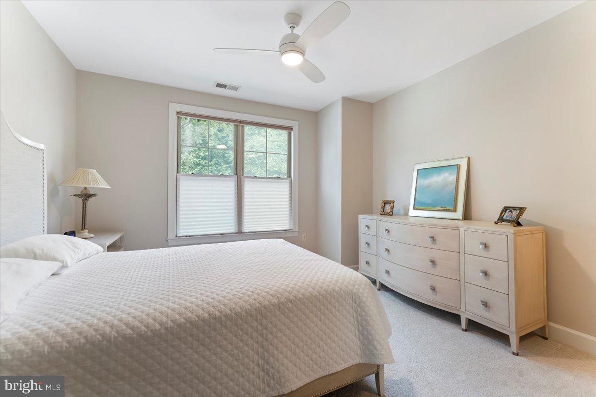 TERRAZZA NEWTOWN SQR - Residential