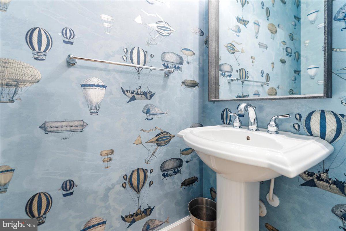 TERRAZZA NEWTOWN SQR - Residential