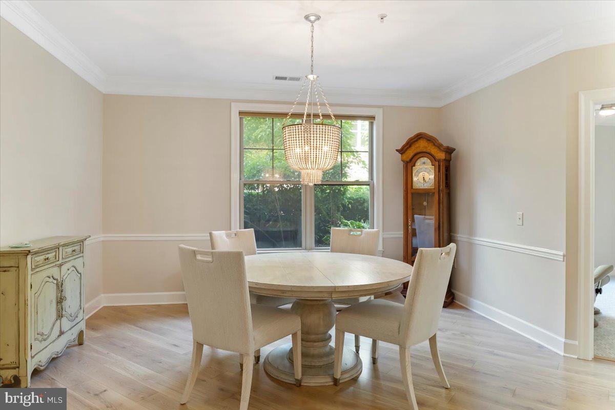 TERRAZZA NEWTOWN SQR - Residential