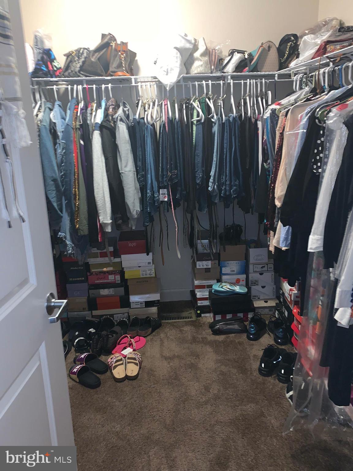 ORCHARD RIDGE - Residential