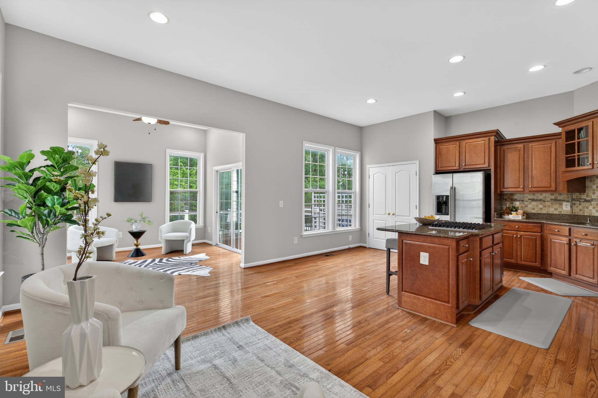 STONE RIDGE - Residential