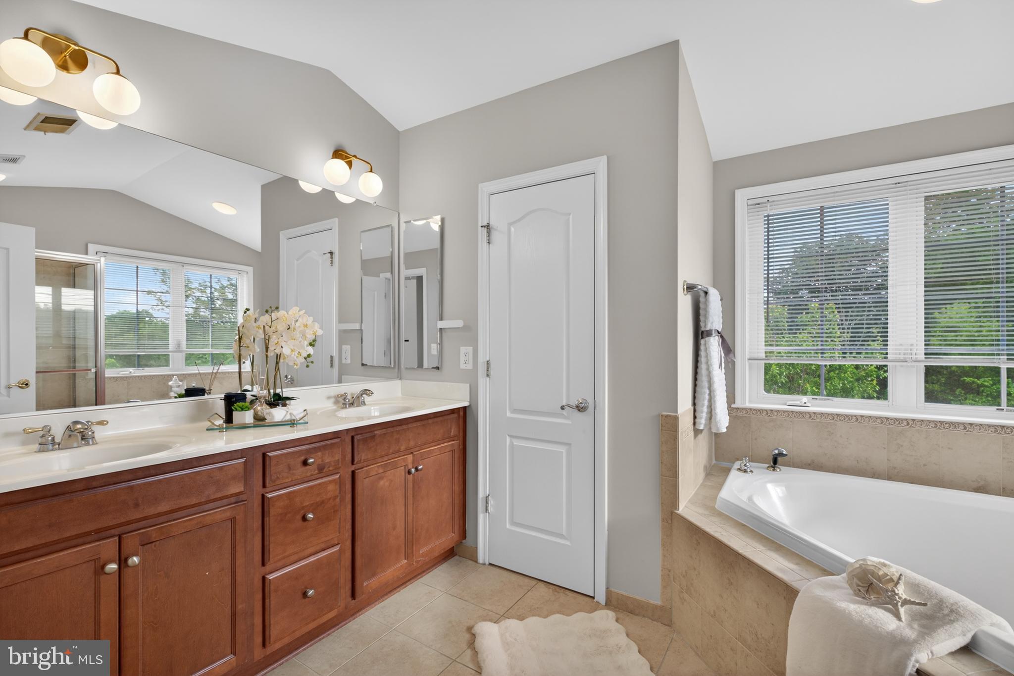 STONE RIDGE - Residential