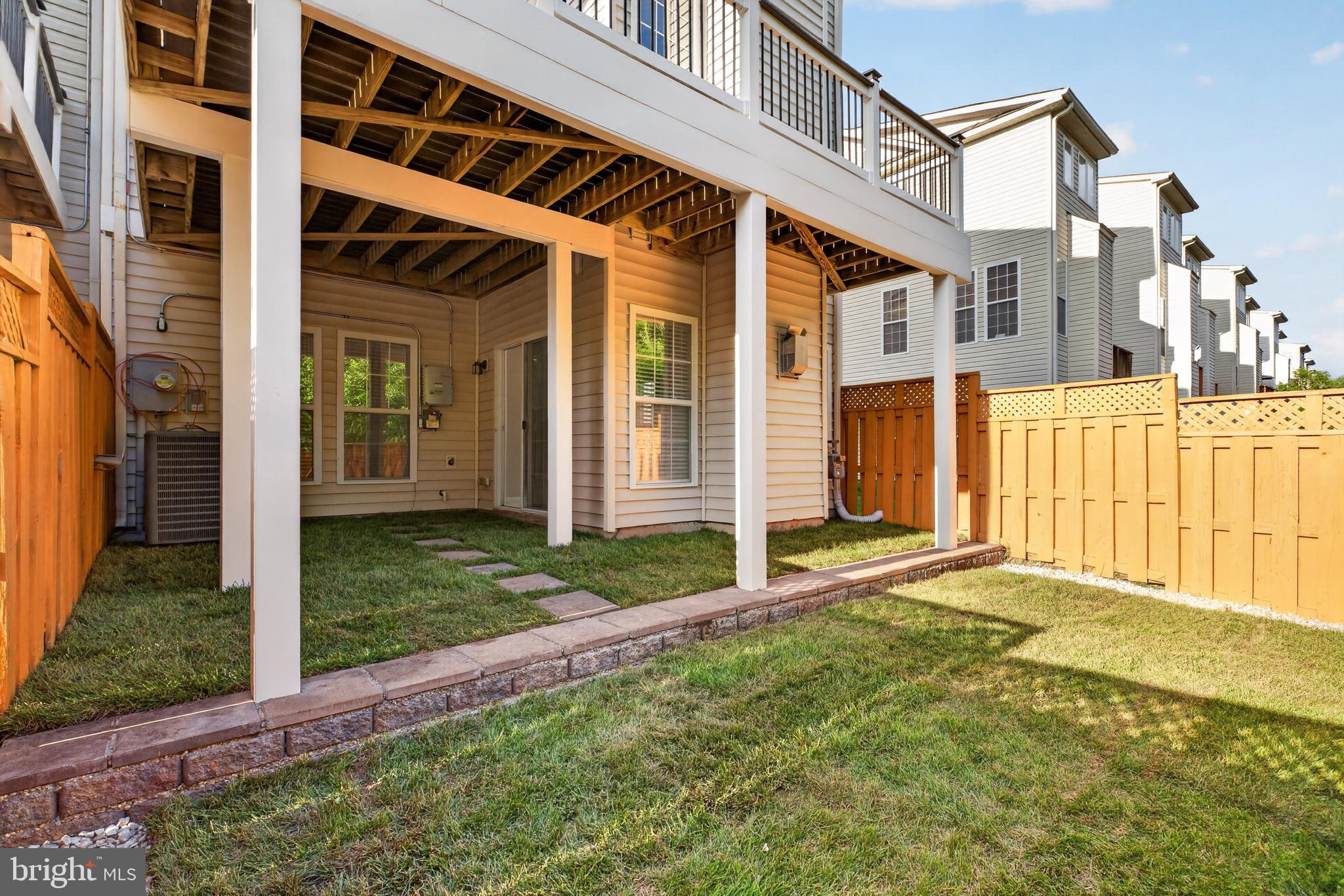 STONE RIDGE - Residential