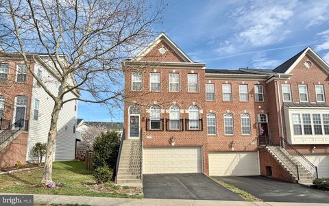 Photo of 16325 Flotsam Lane, WOODBRIDGE, VA 22191 (MLS # VAPW2118414)