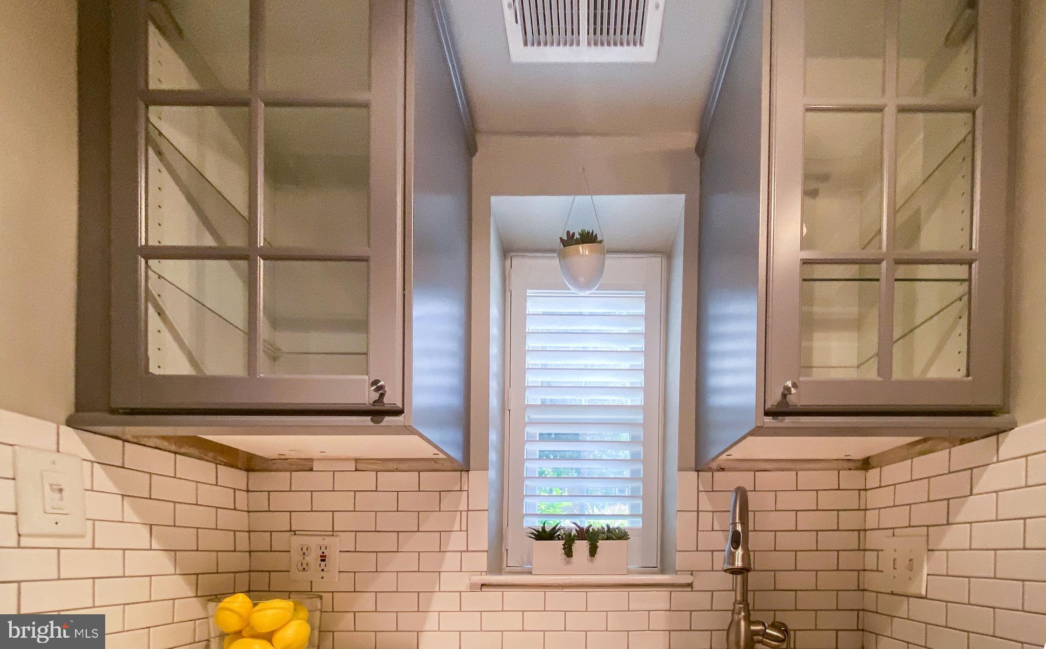 BEARINGS SOUTH - Residential