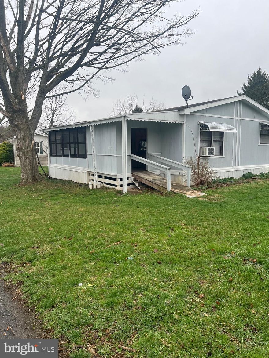 Welcome to 8772 Breinig Run Circle in Breinigsville! This well-maintained mobile home is vacant and ready to go for immediate occupancy. Featuring a functional layout and comfortable living space, this property offers a great opportunity for affordable, convenient living. All applicants must be approved by the park.