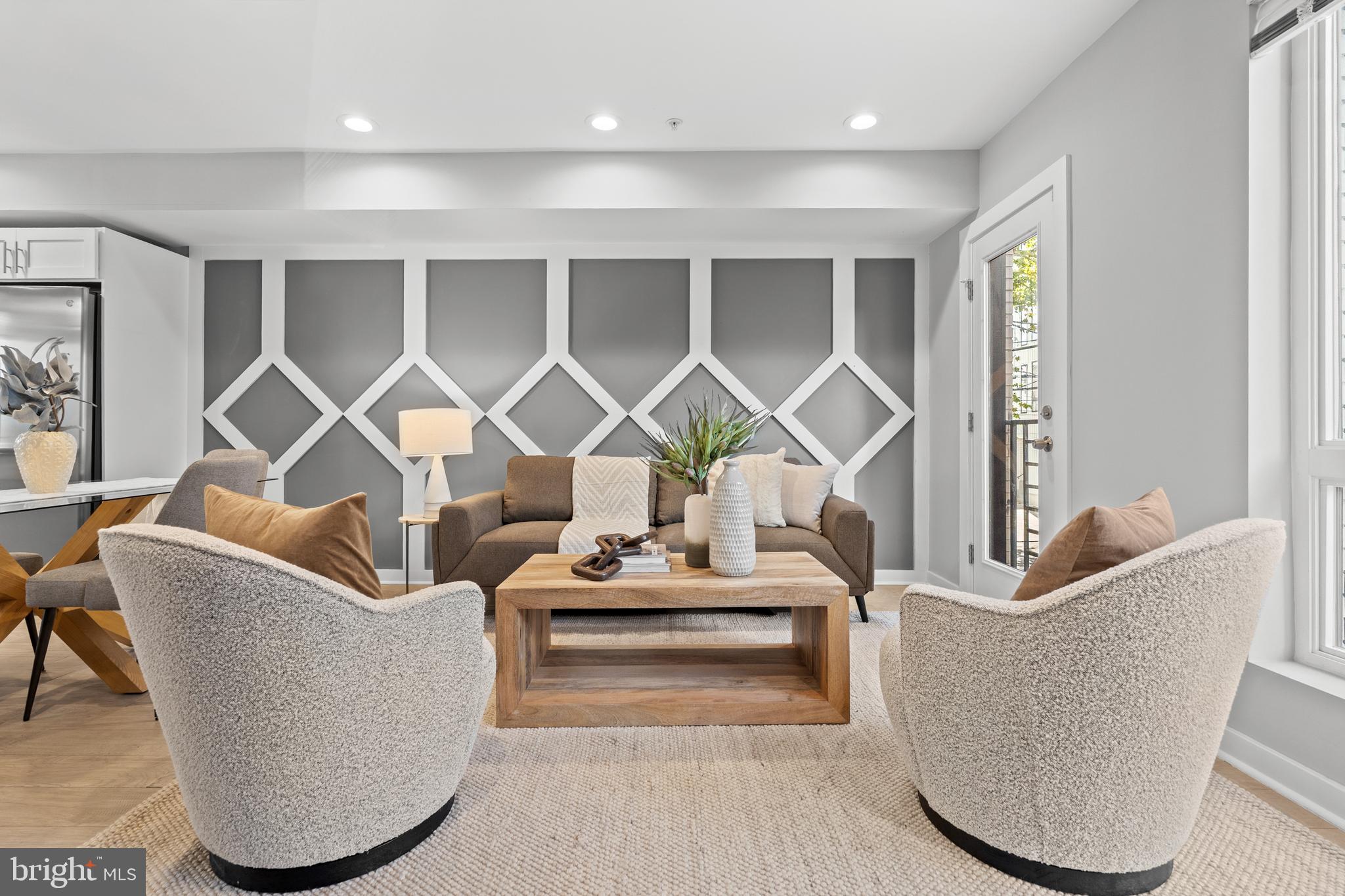 FAIRMOUNT - Residential Lease