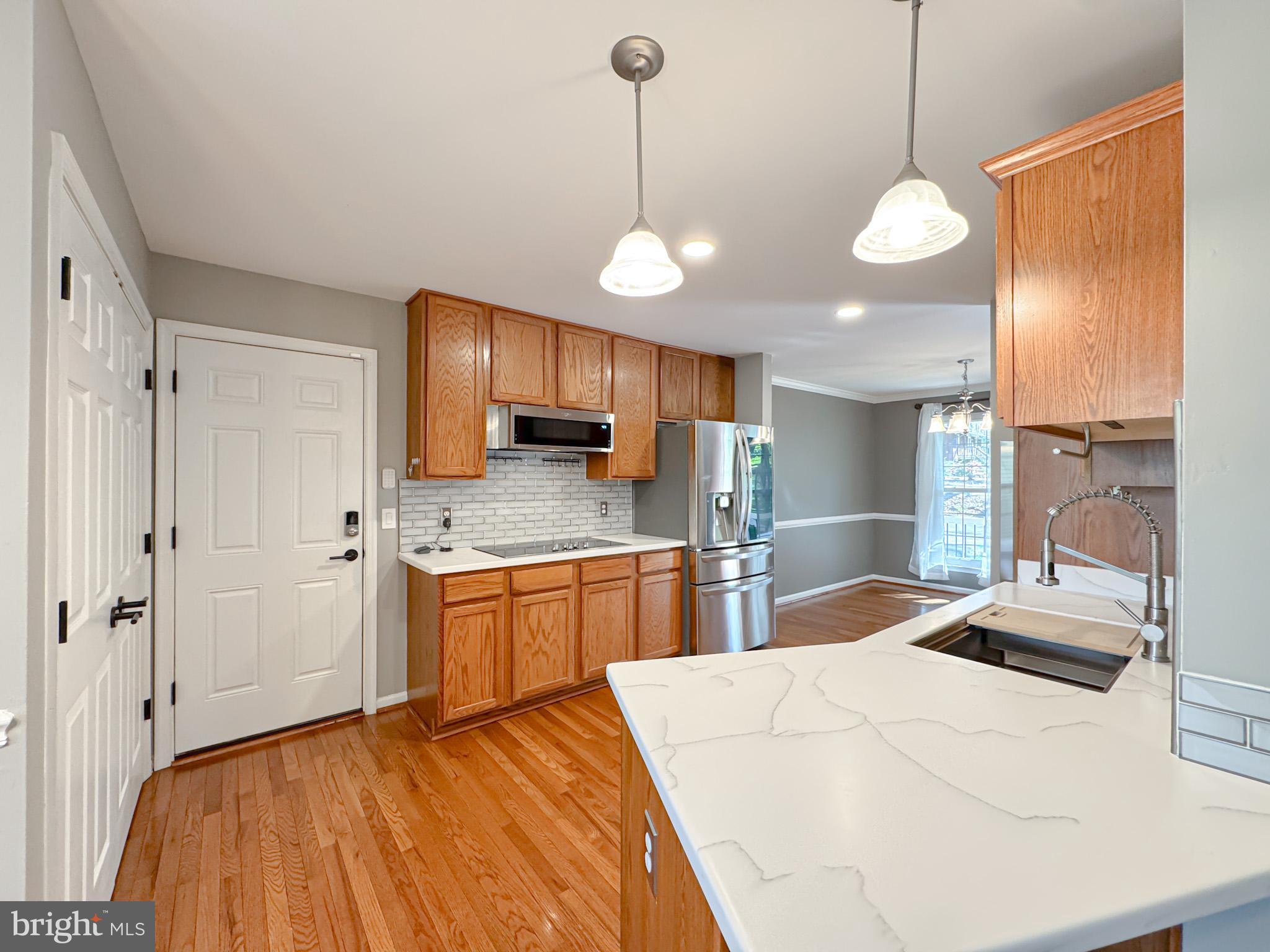 LAKE WILDERNESS - Residential