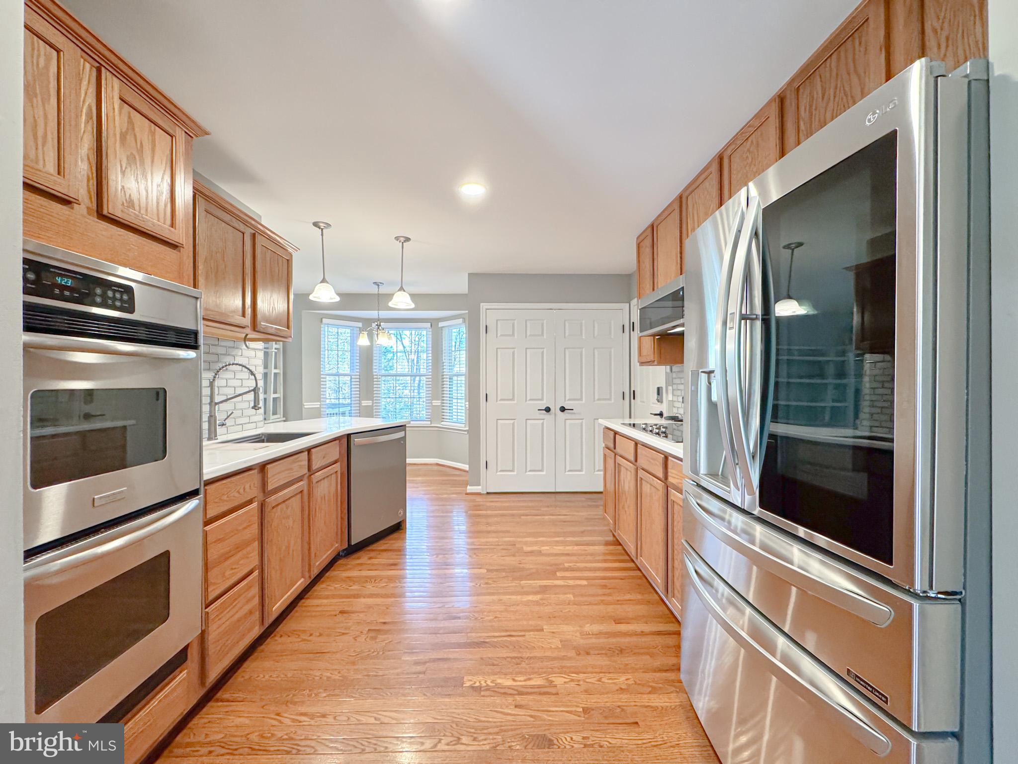 LAKE WILDERNESS - Residential