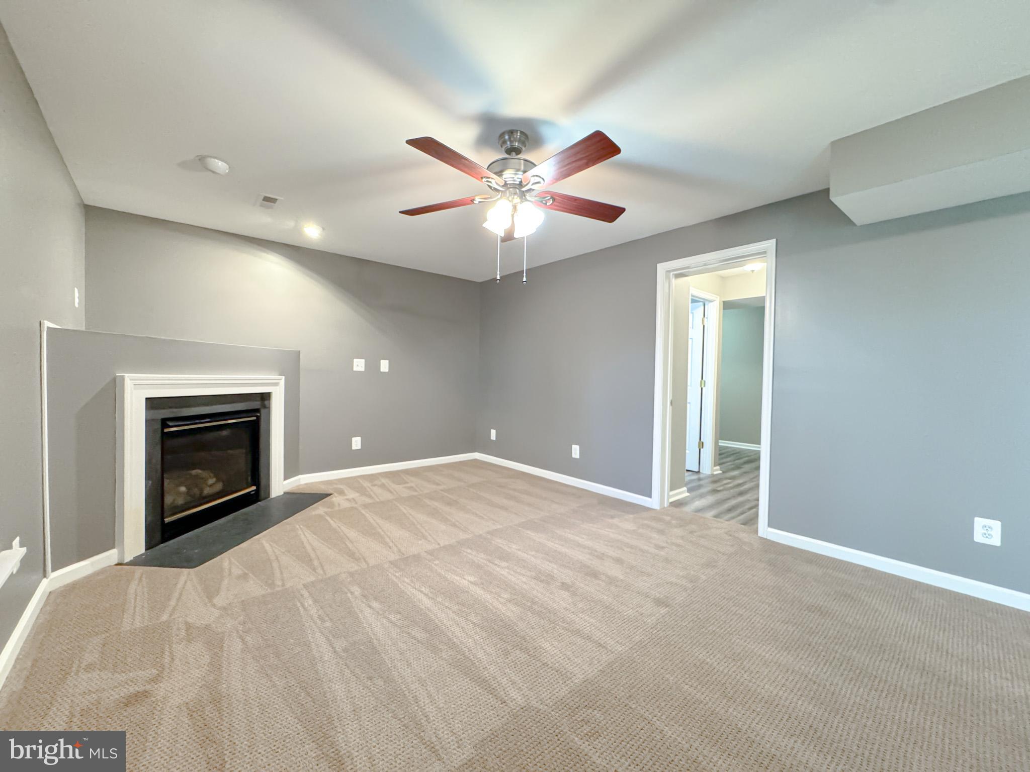 LAKE WILDERNESS - Residential