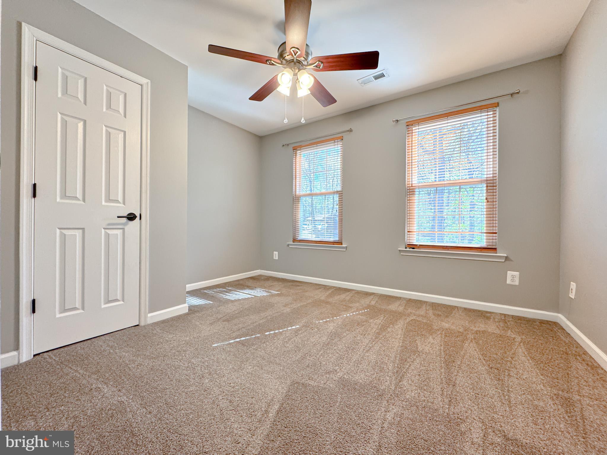 LAKE WILDERNESS - Residential