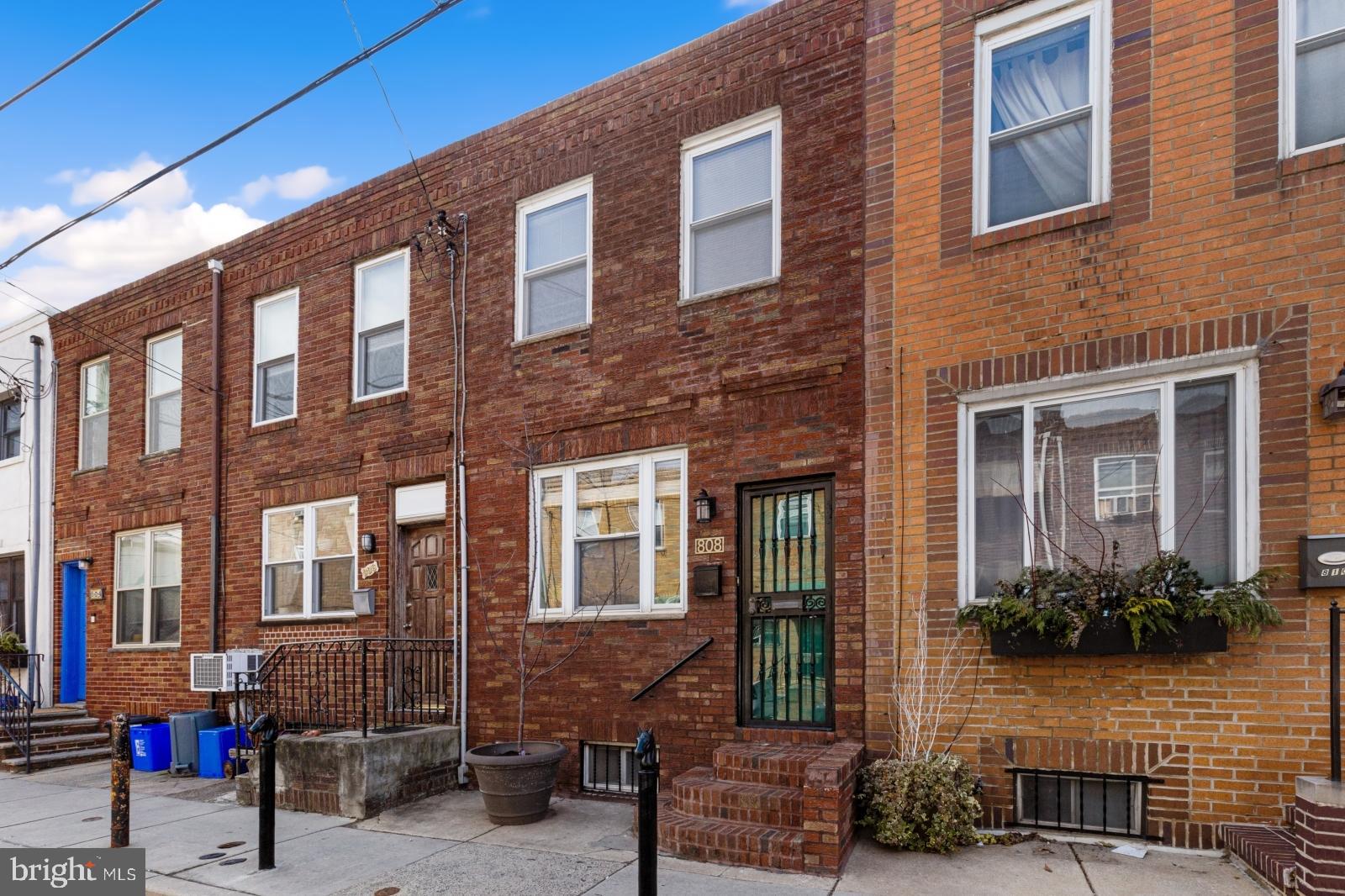 PASSYUNK SQUARE - Residential Lease