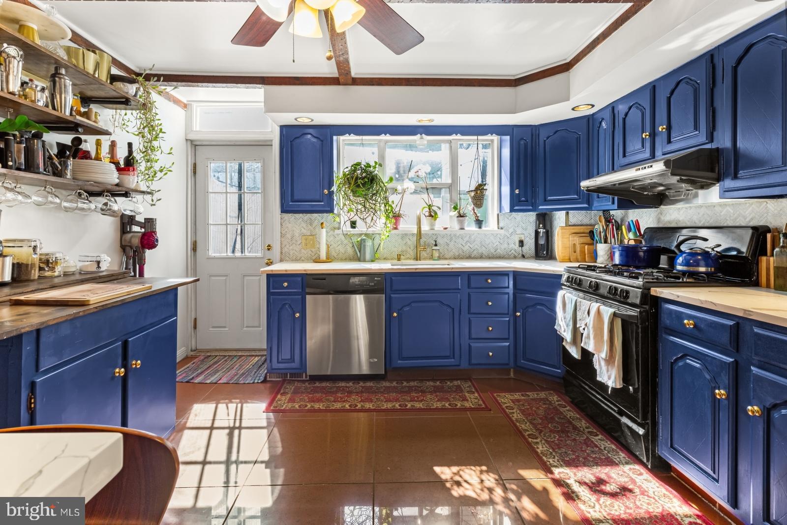 PASSYUNK SQUARE - Residential Lease