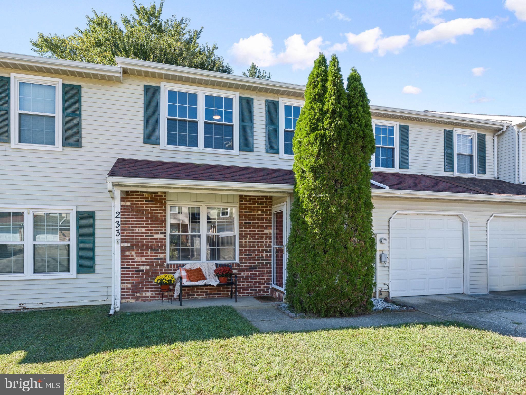 233 LAFAYETTE DRIVE