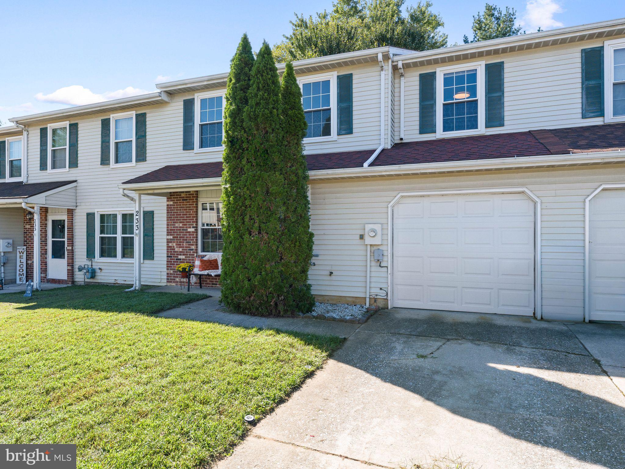 233 LAFAYETTE DRIVE