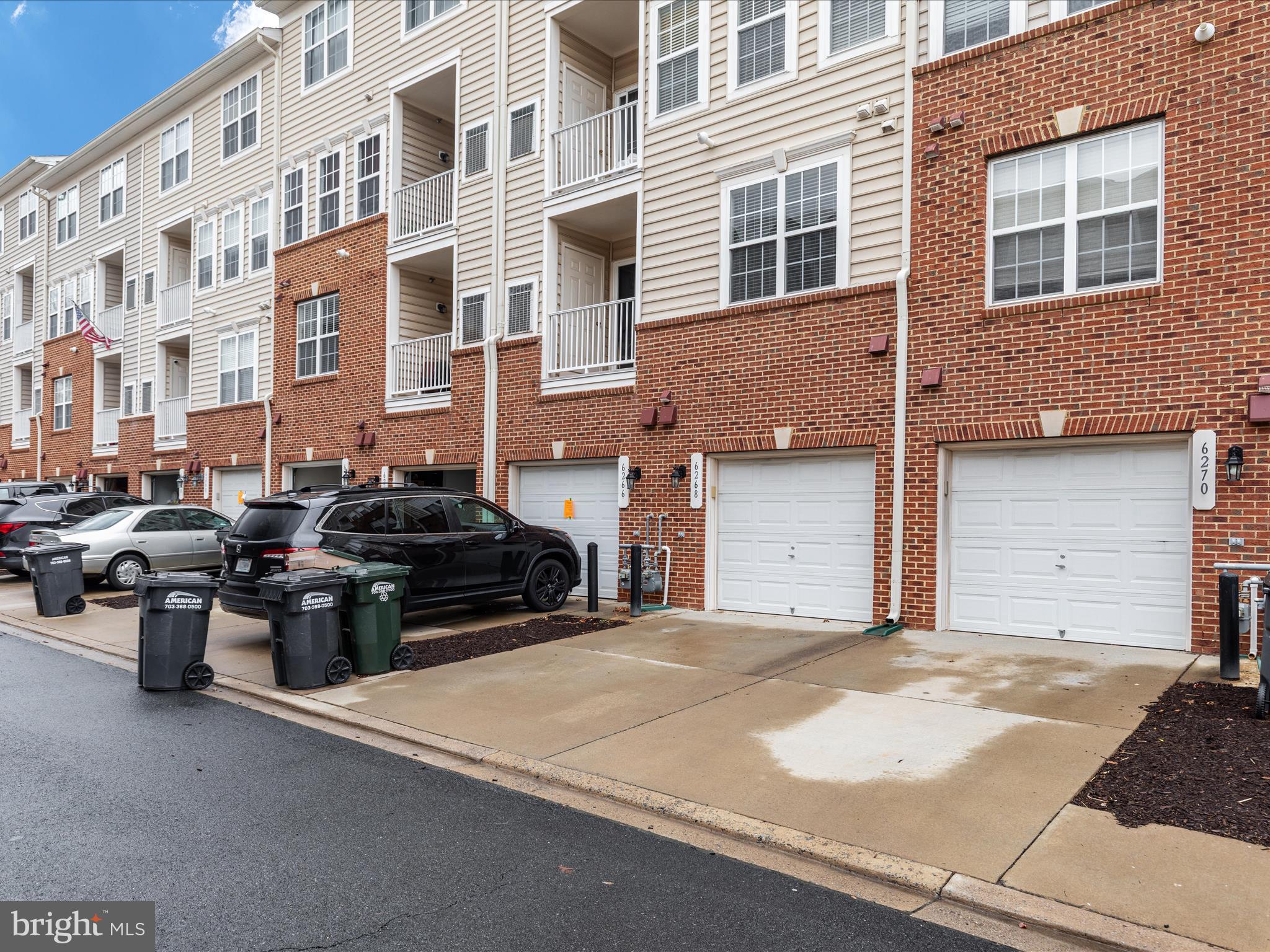 MARKET CENTER CONDOMINIUM - Residential