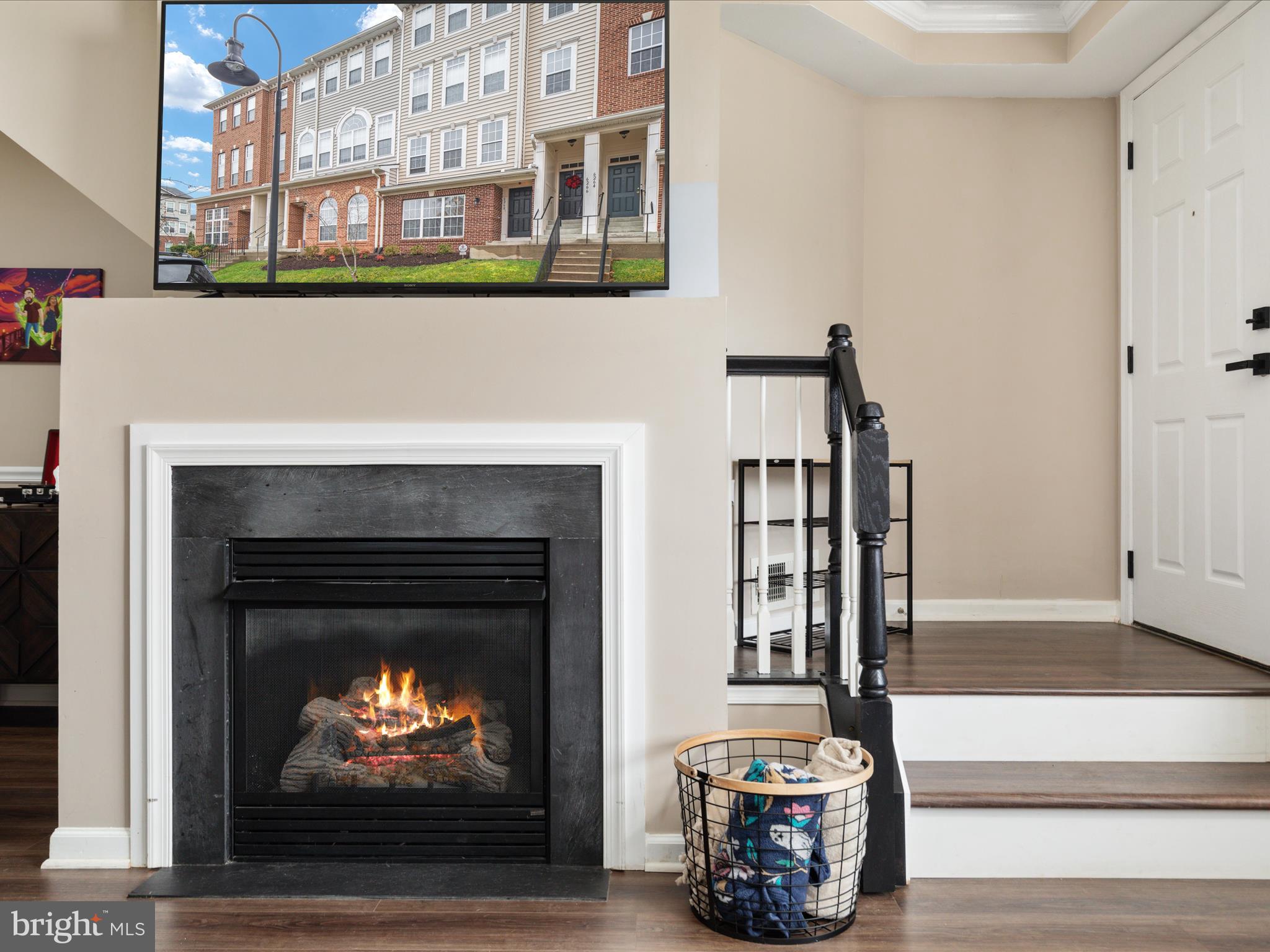 MARKET CENTER CONDOMINIUM - Residential