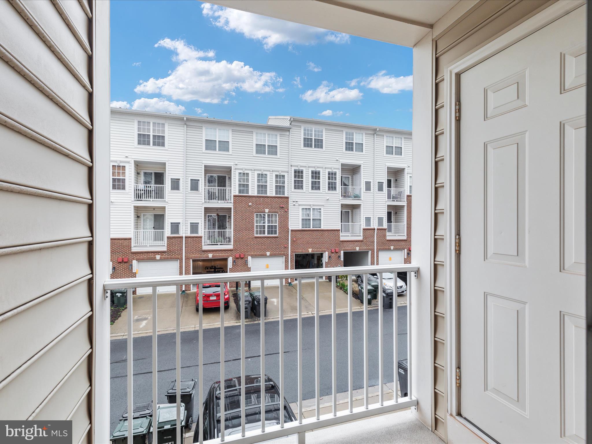 MARKET CENTER CONDOMINIUM - Residential