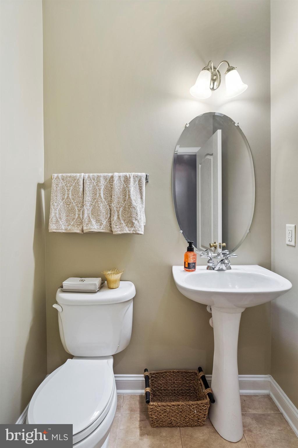 CEDAR LANE FARMS - Residential