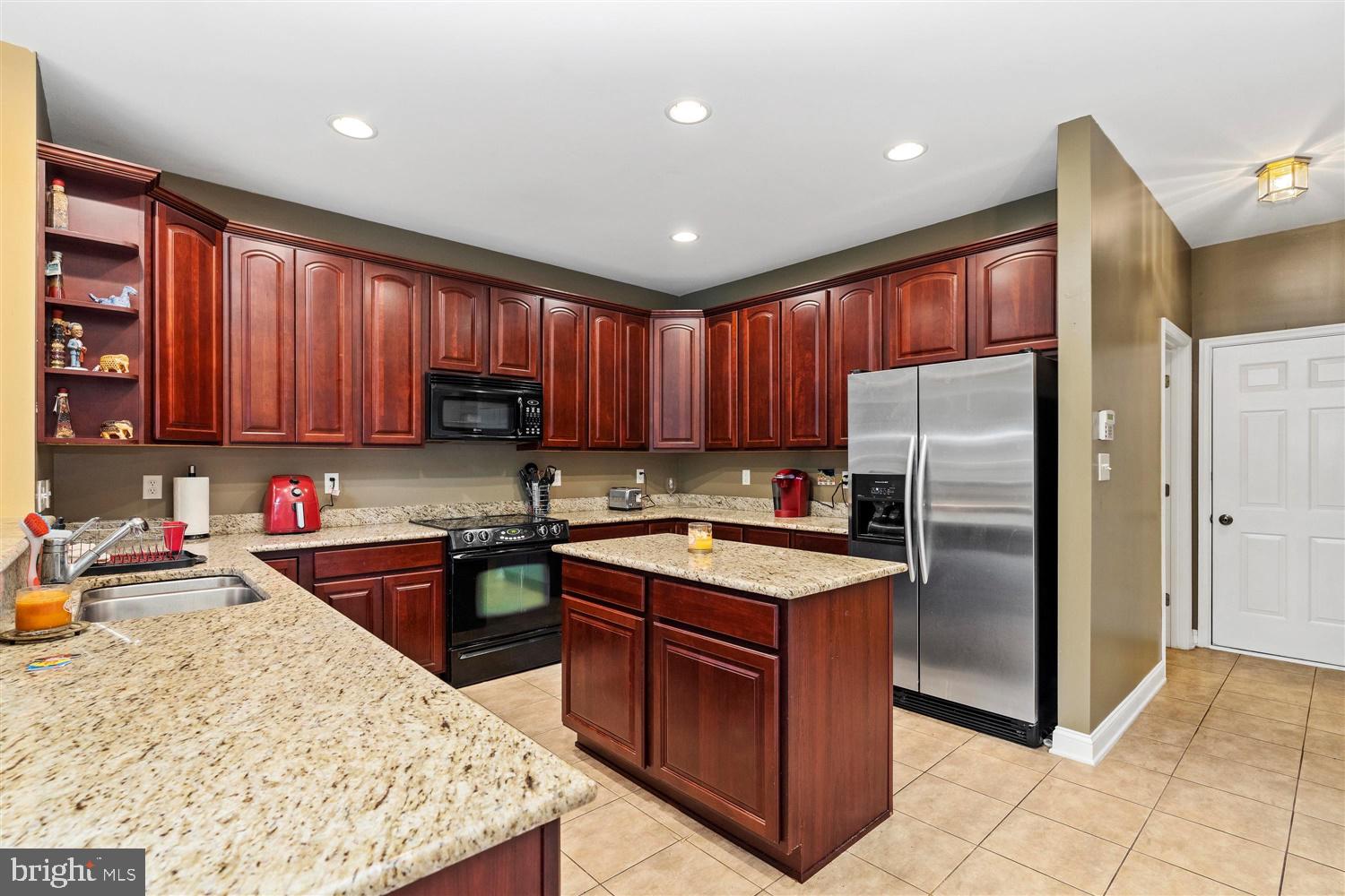 CEDAR LANE FARMS - Residential