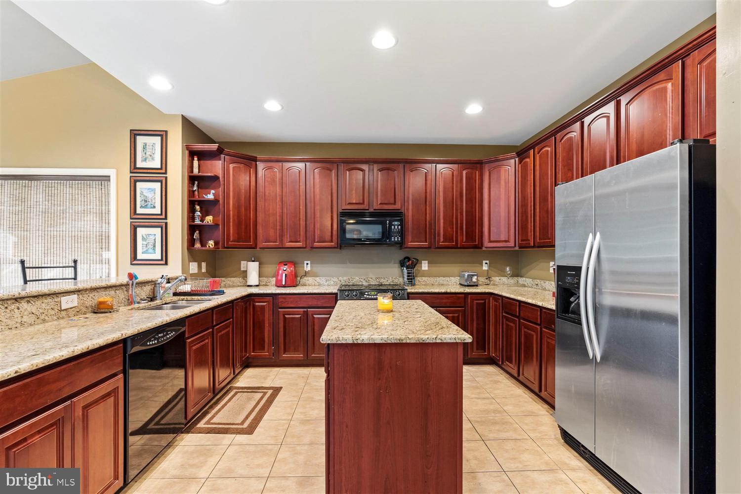 CEDAR LANE FARMS - Residential