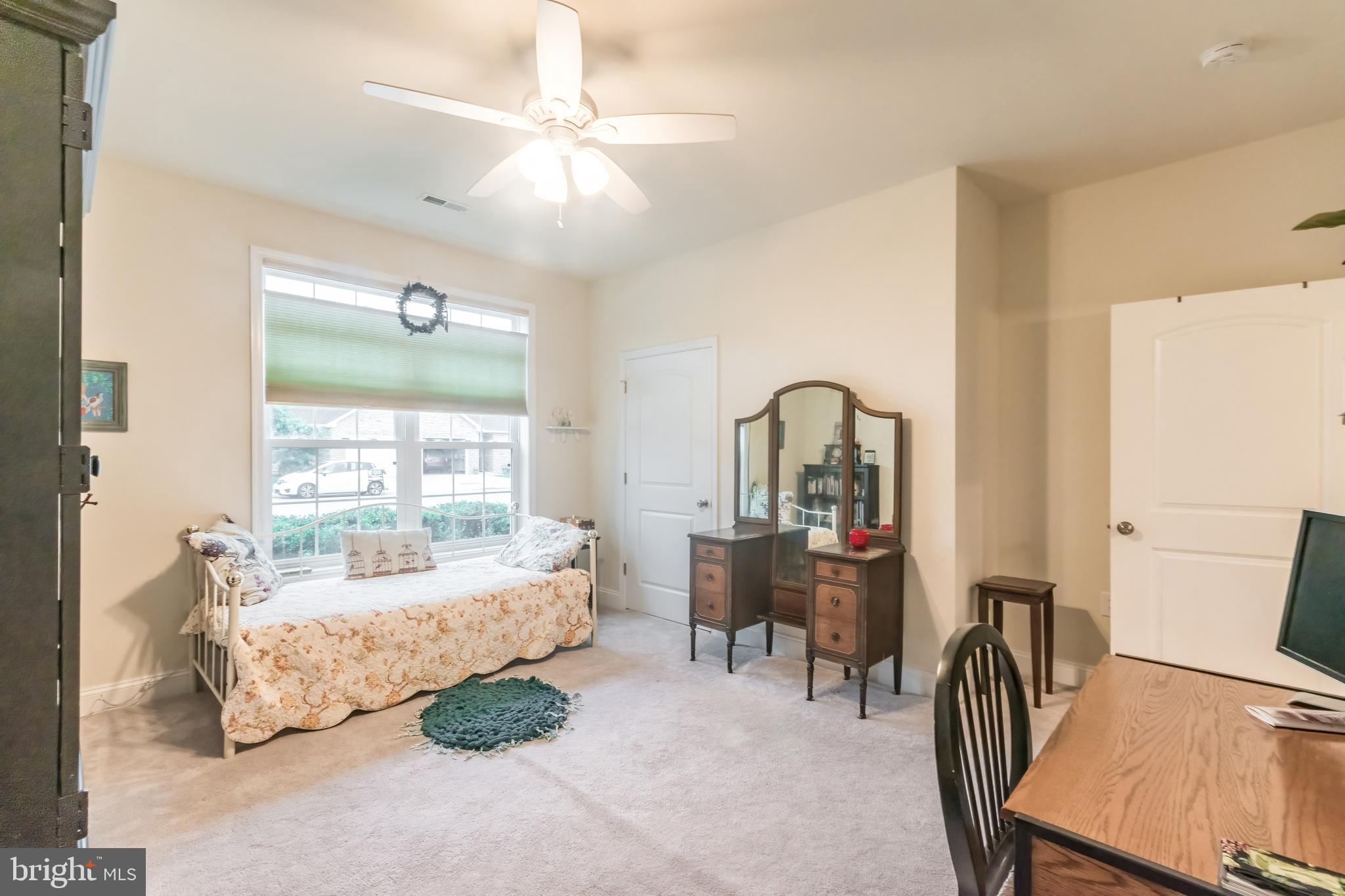 LOCUST HILL - Residential