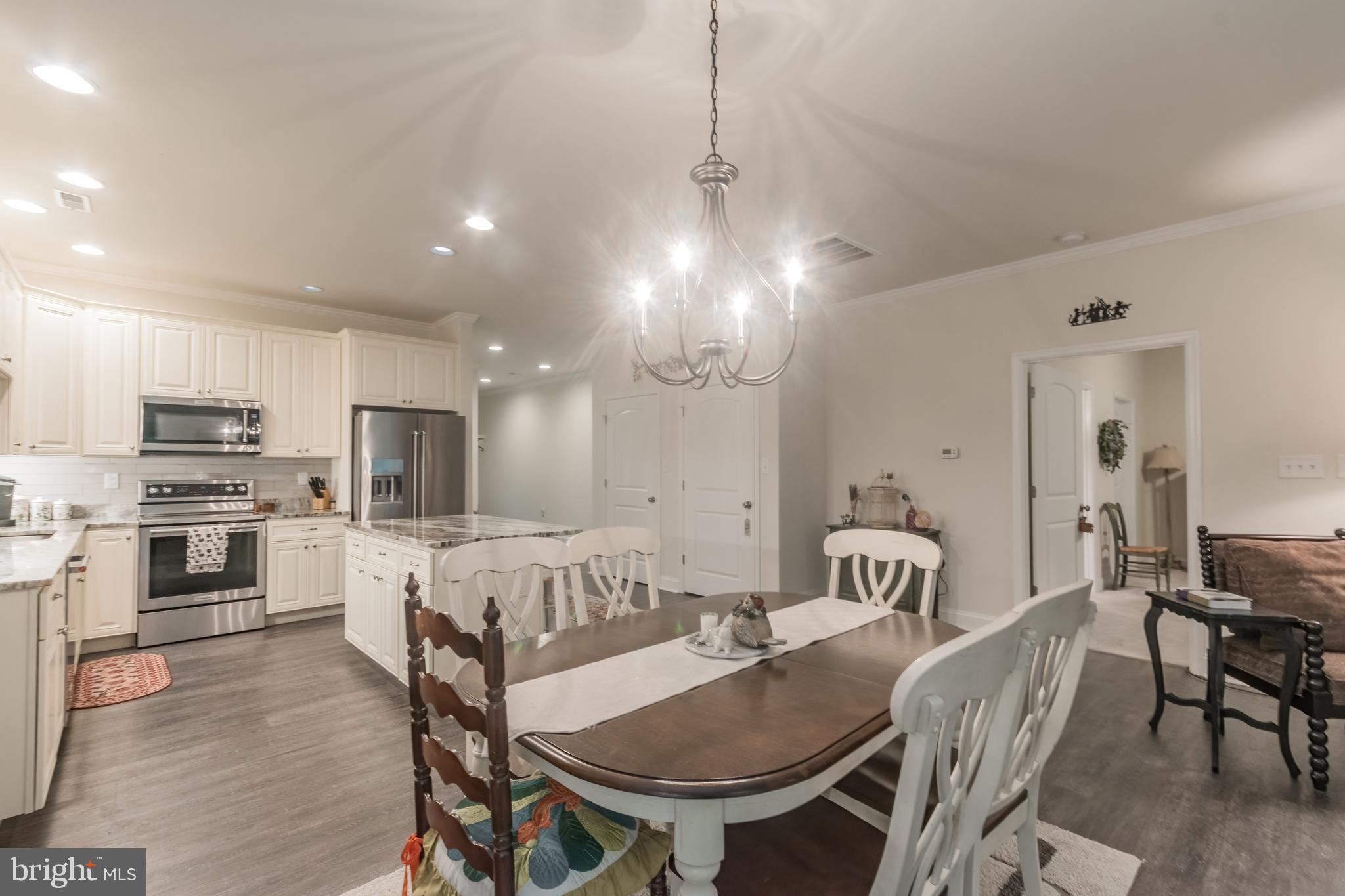 LOCUST HILL - Residential