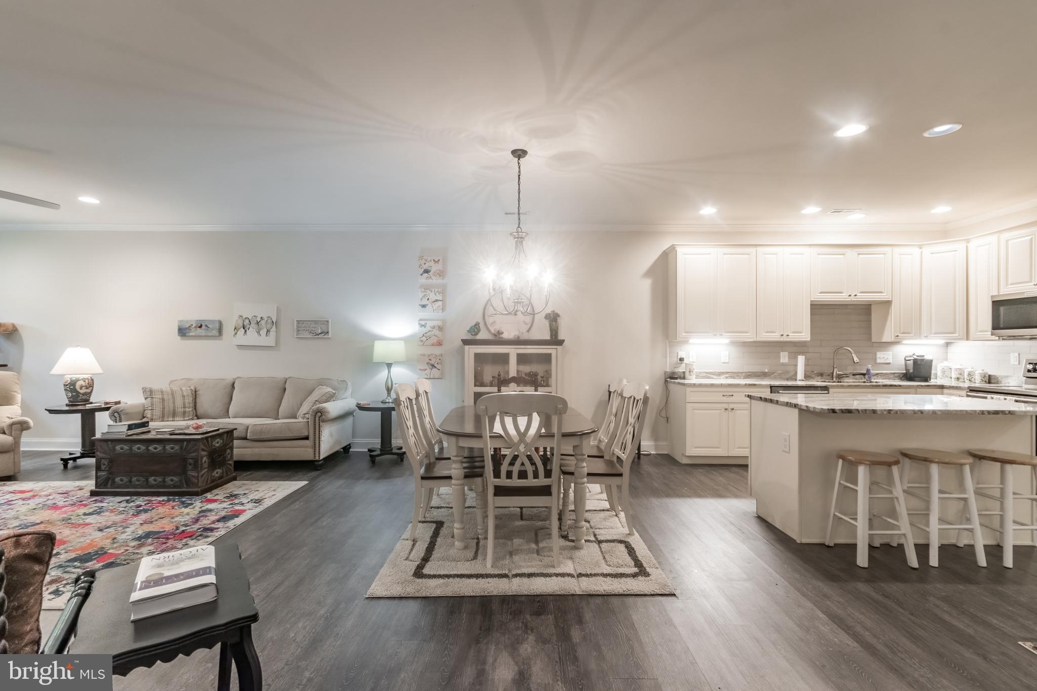 LOCUST HILL - Residential