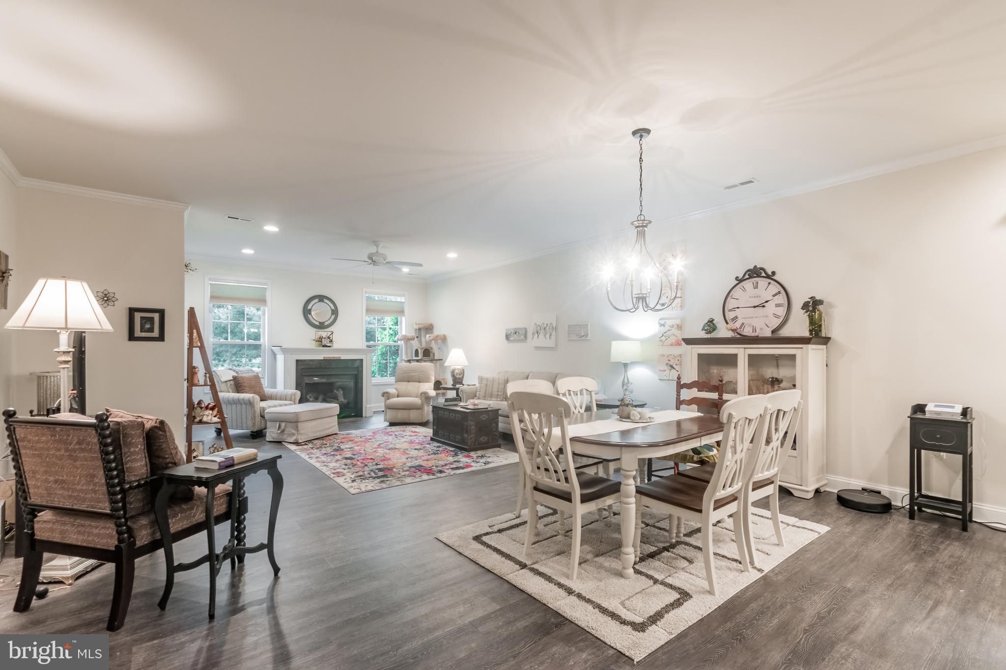 LOCUST HILL - Residential