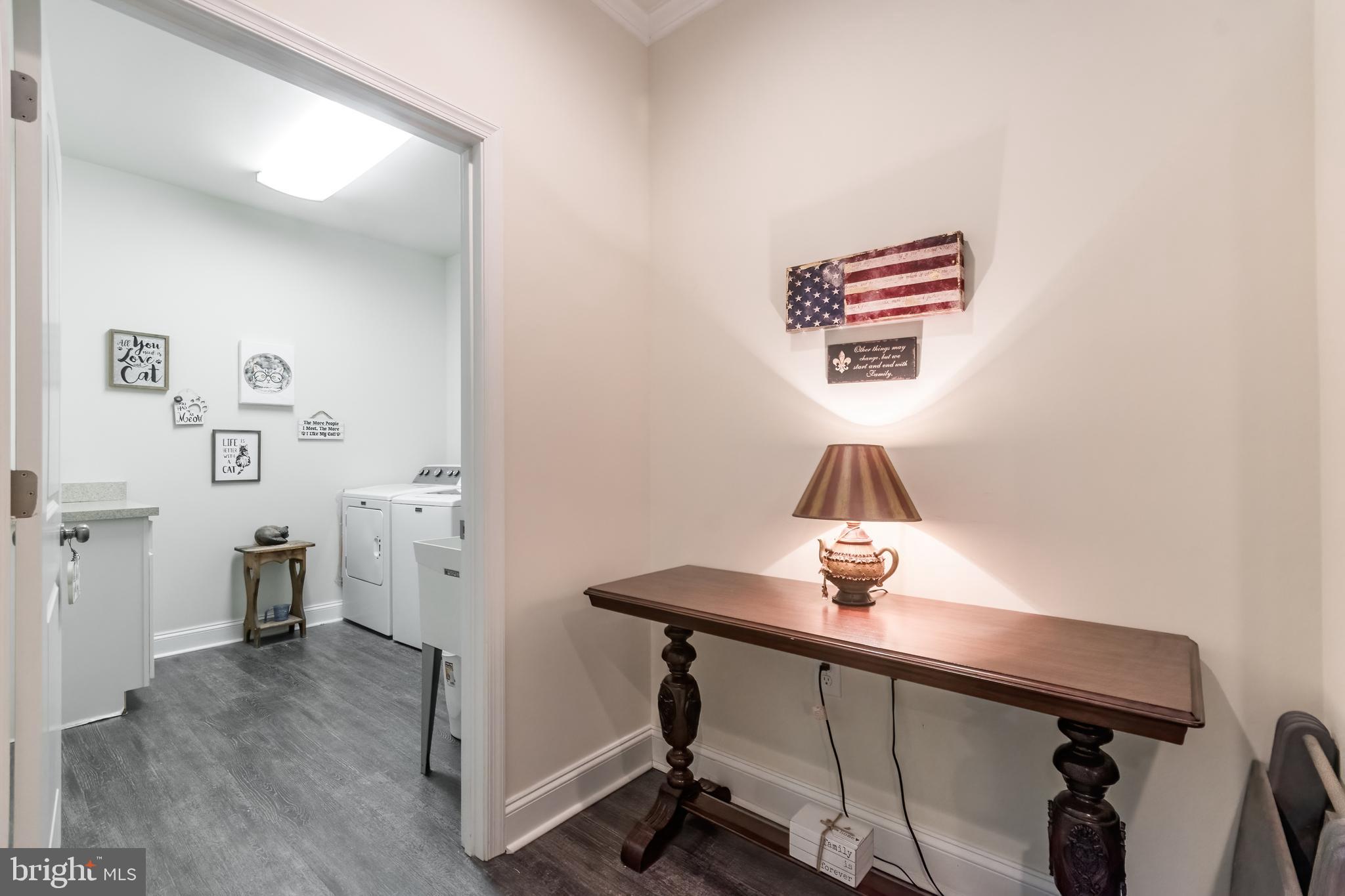 LOCUST HILL - Residential