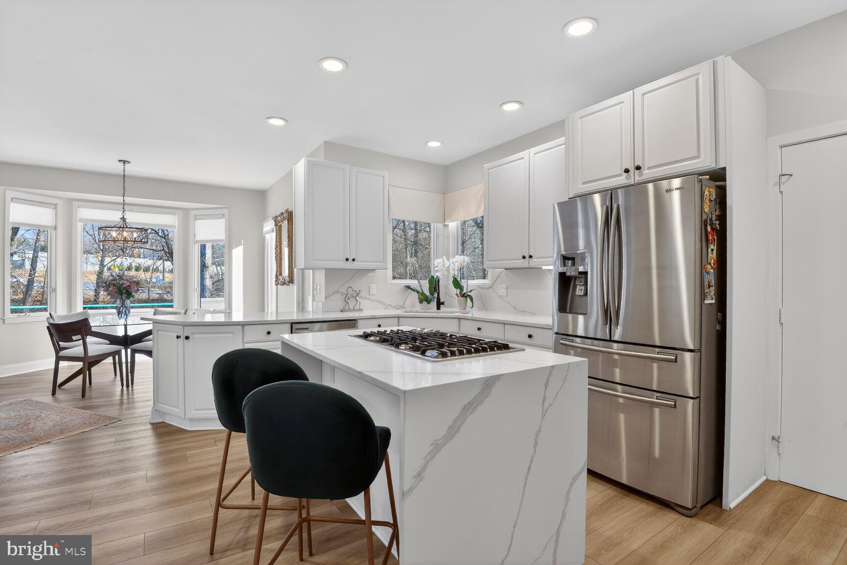 RESTON - Residential