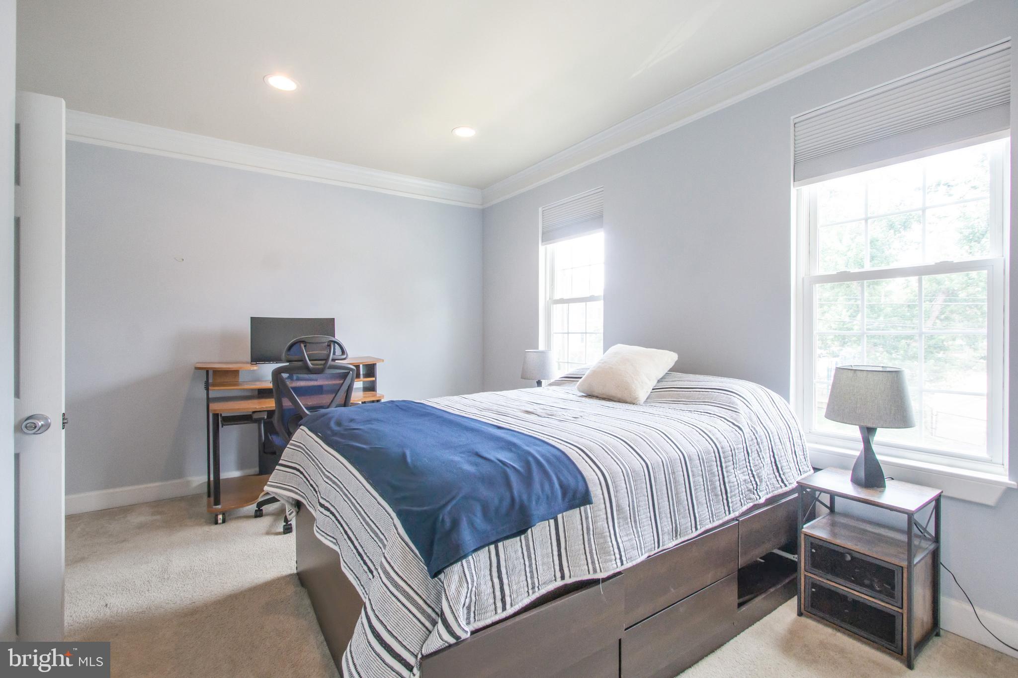 LYNHAVEN - Residential Lease