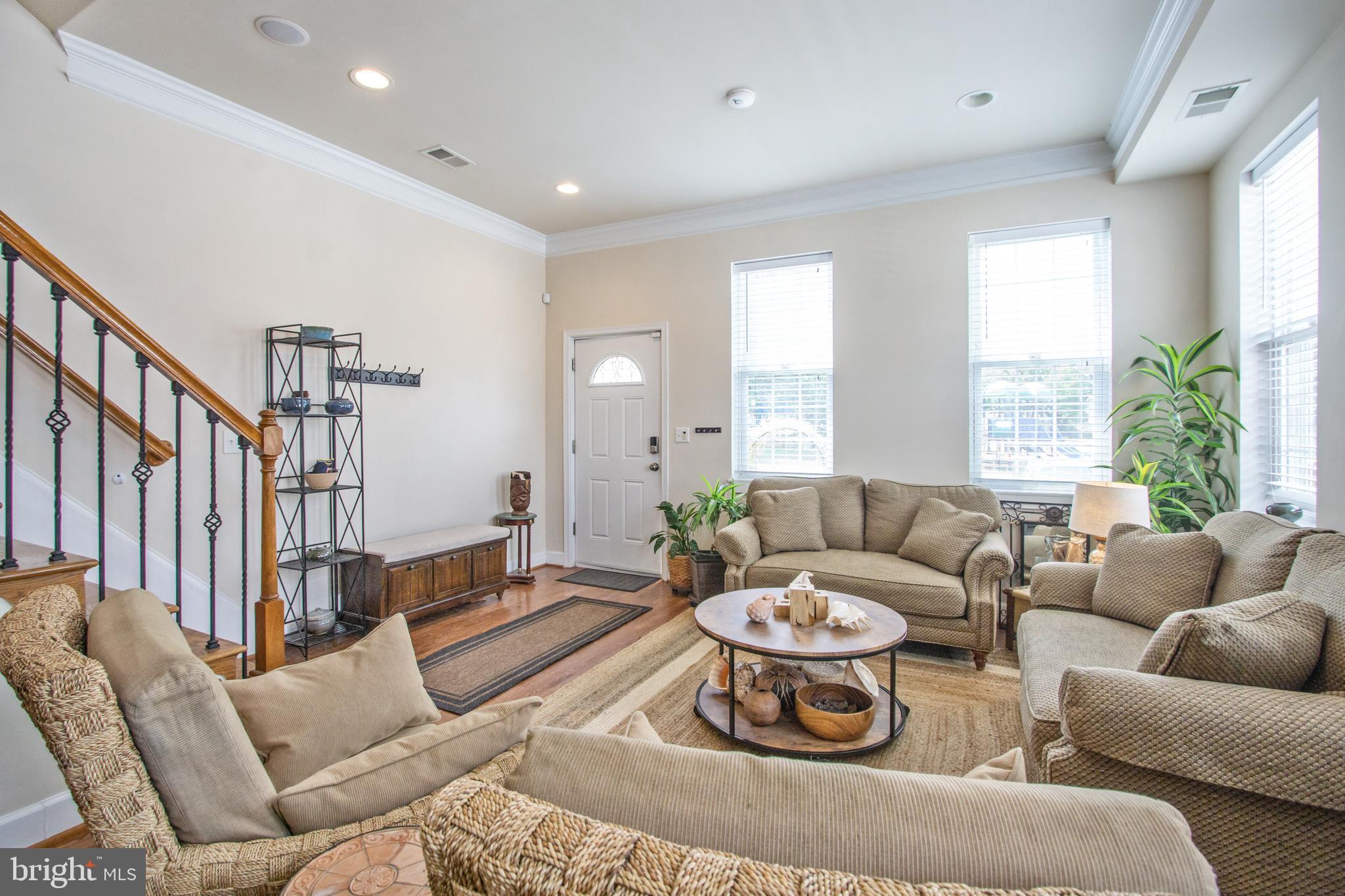 LYNHAVEN - Residential Lease