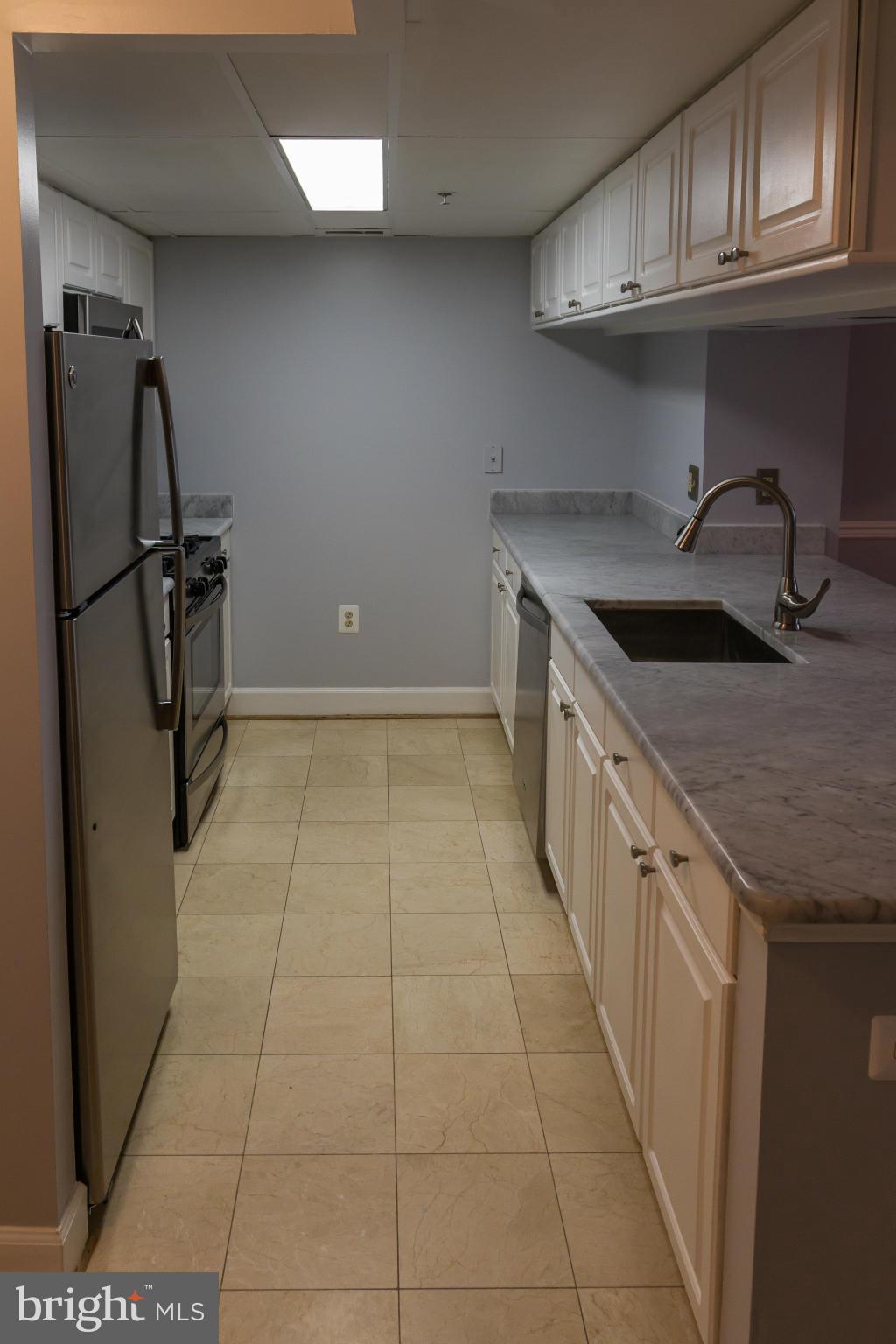 THE WILLIAMSBURG - Residential