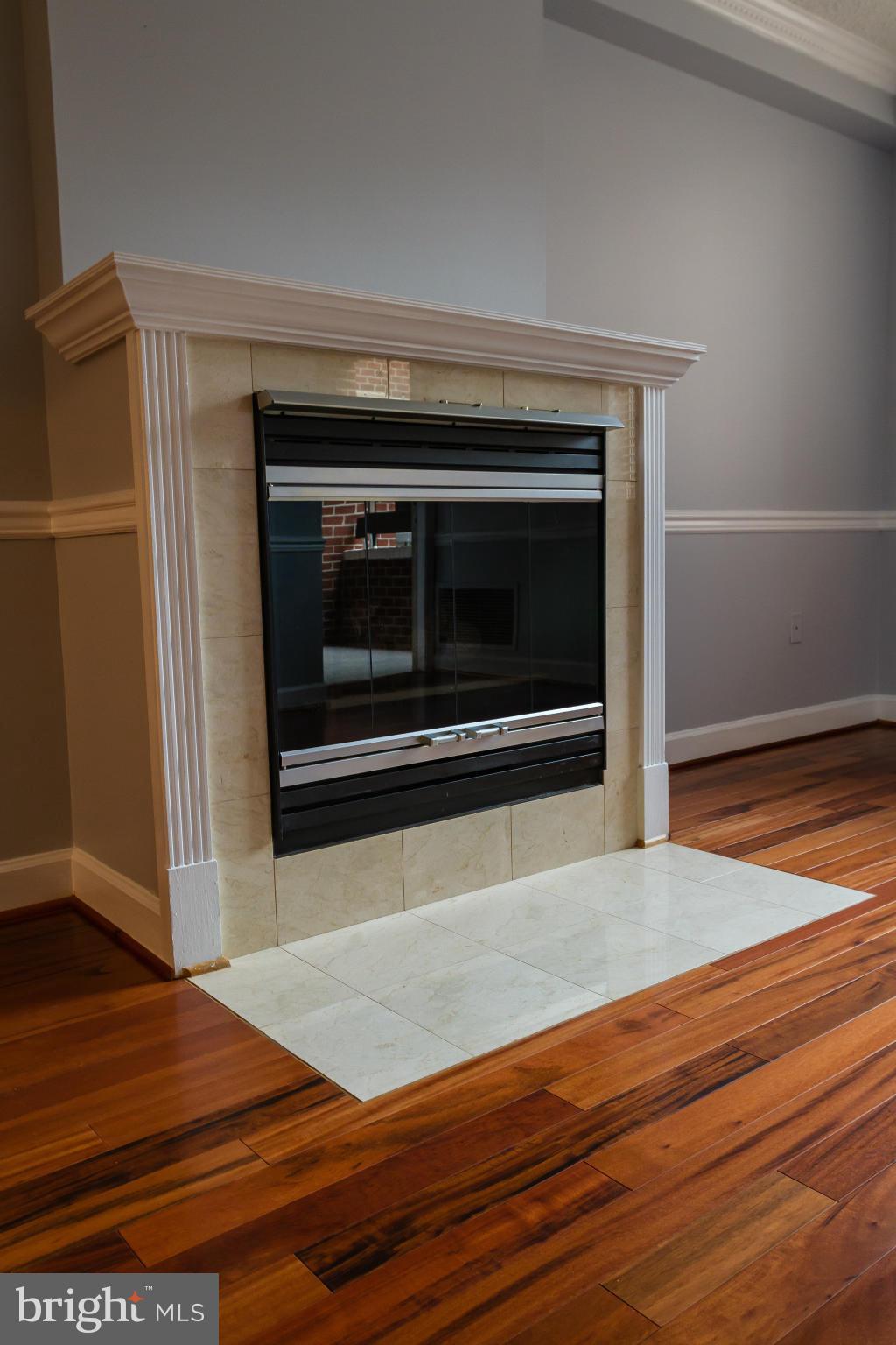 THE WILLIAMSBURG - Residential