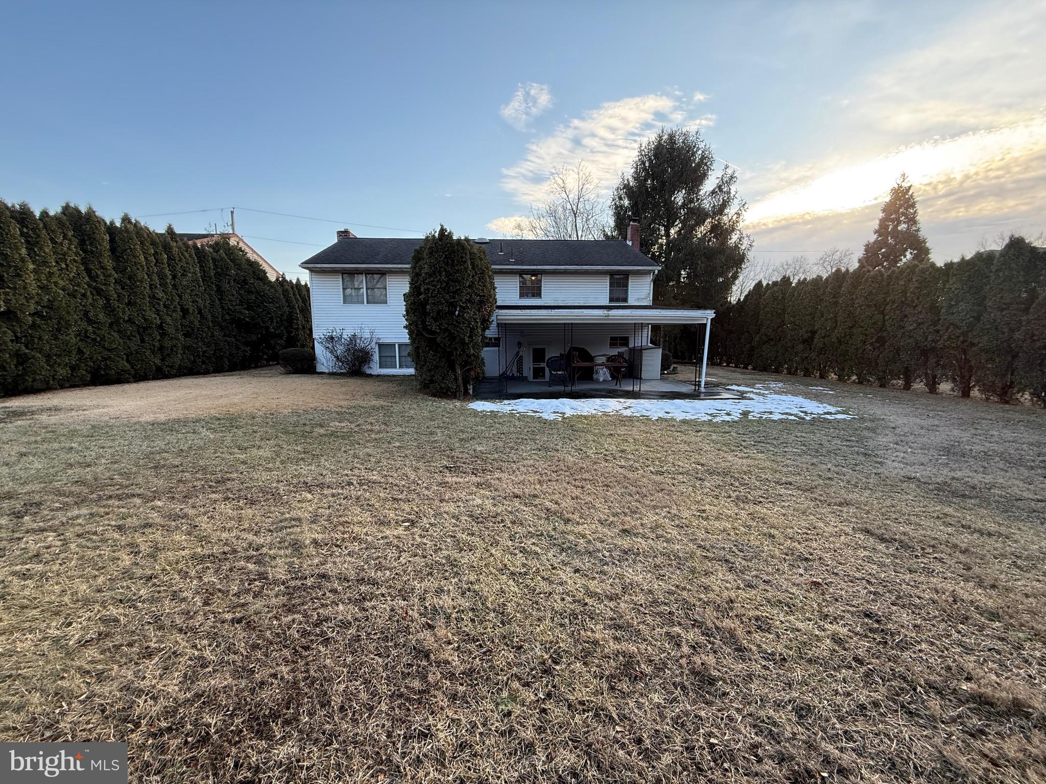 RIVER CREST - Residential