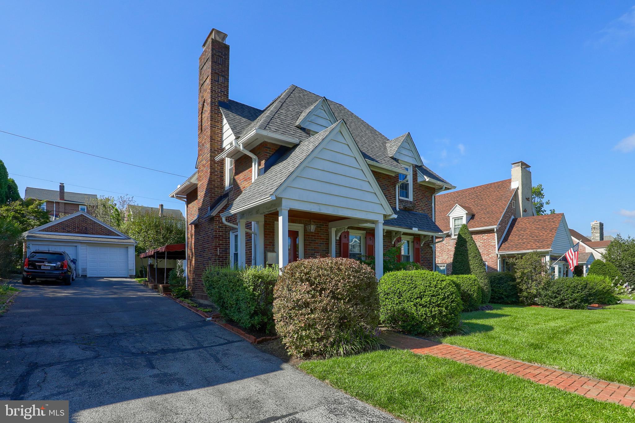LINCOLN PARK - Residential