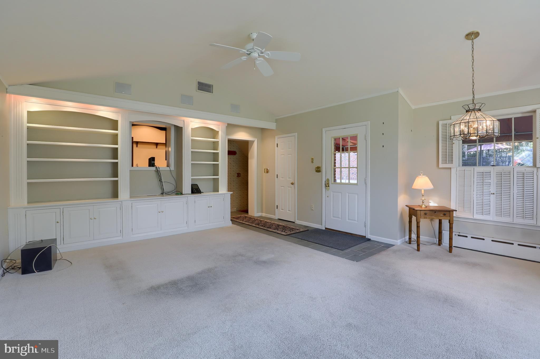 LINCOLN PARK - Residential