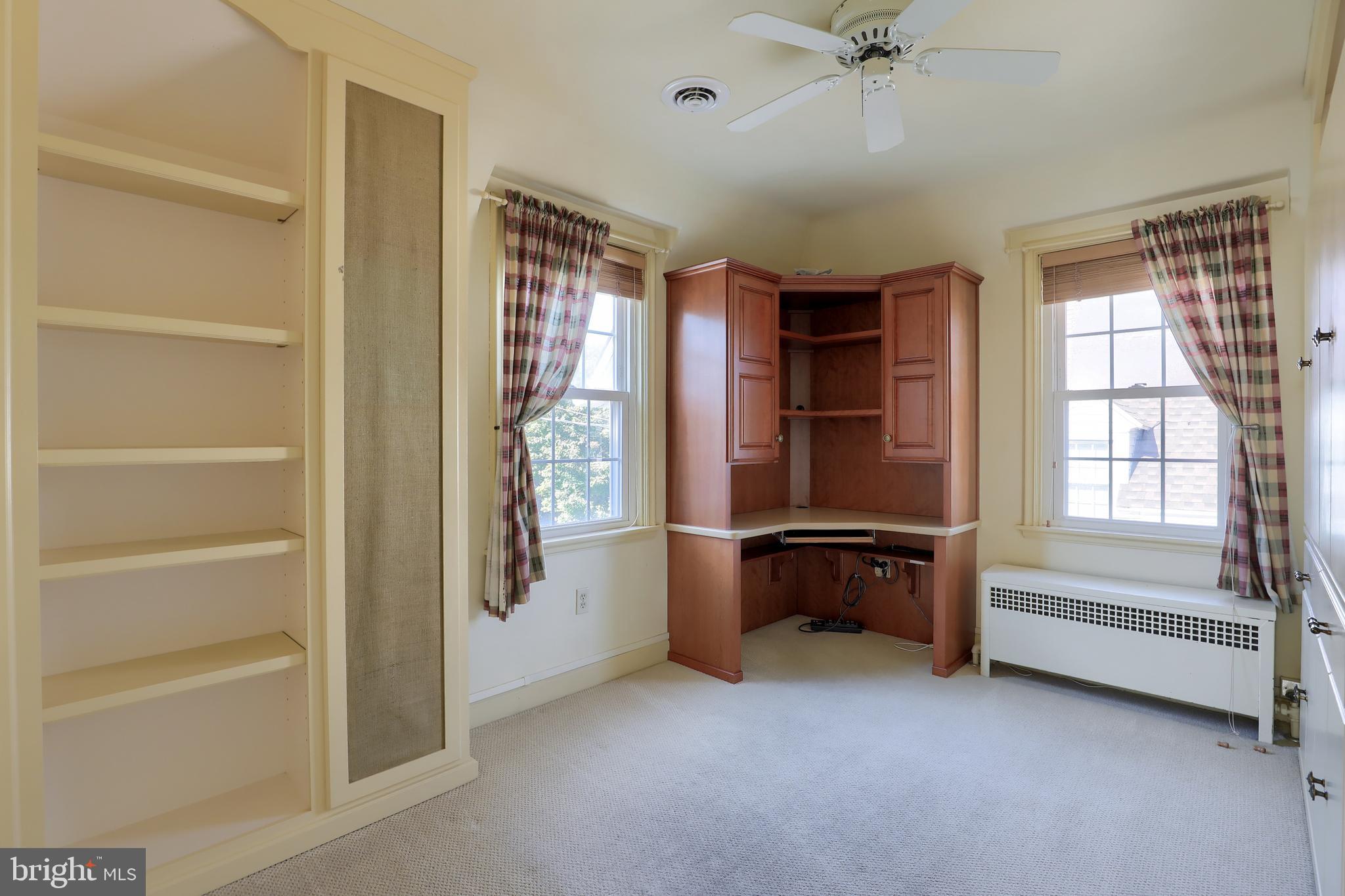 LINCOLN PARK - Residential
