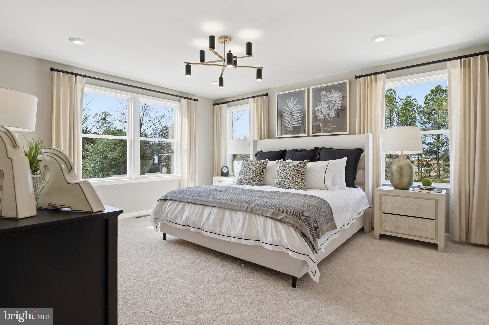 BRADLEY SQUARE - Residential