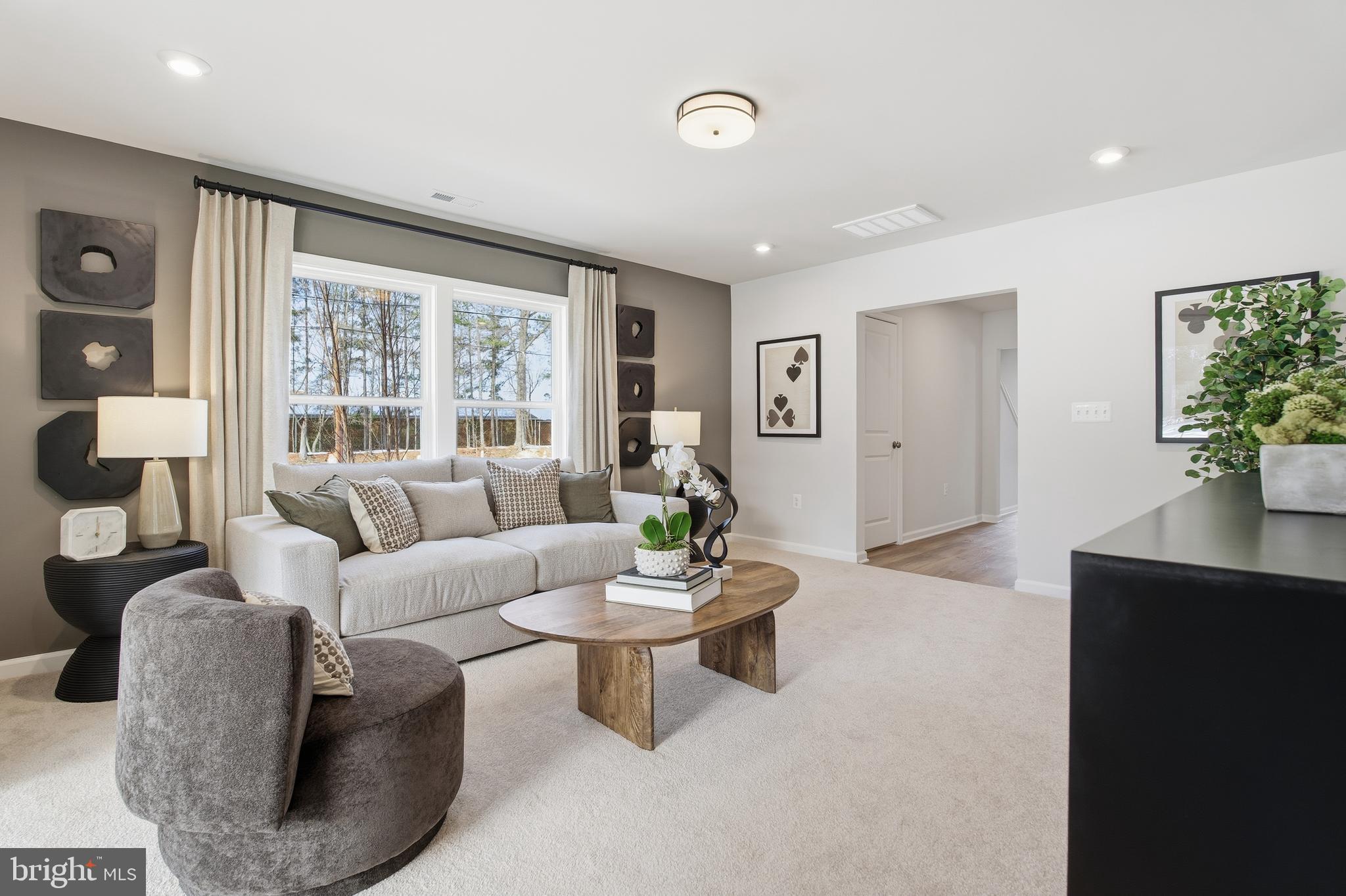 BRADLEY SQUARE - Residential