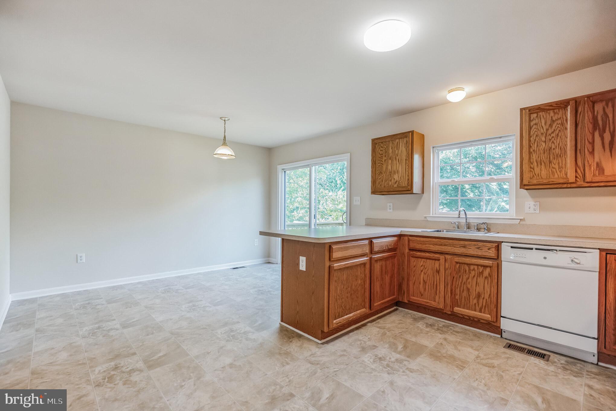 NORTH CHESAPEAKE BEACH - Residential Lease