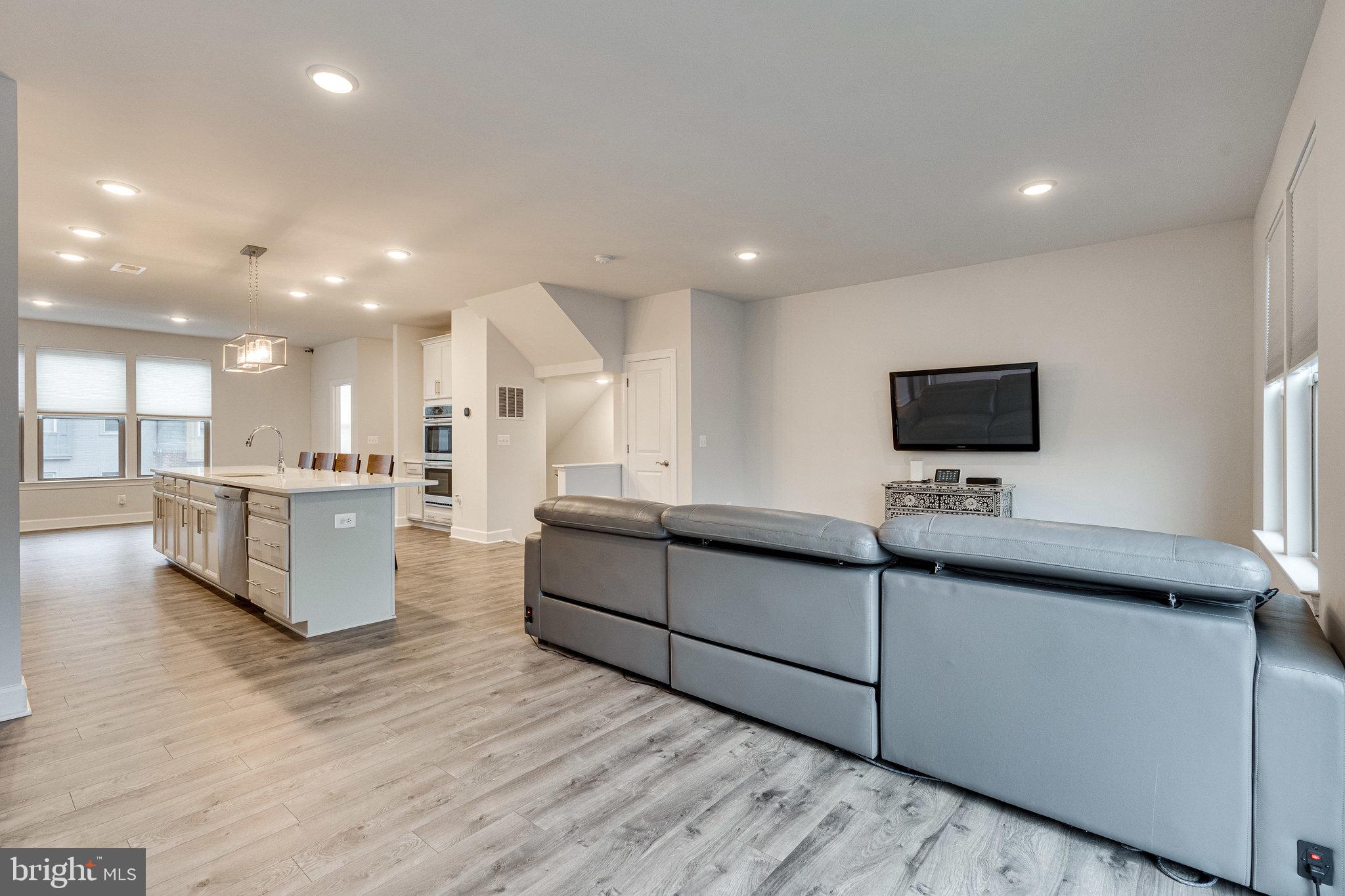 MANASSAS GATEWAY - Residential