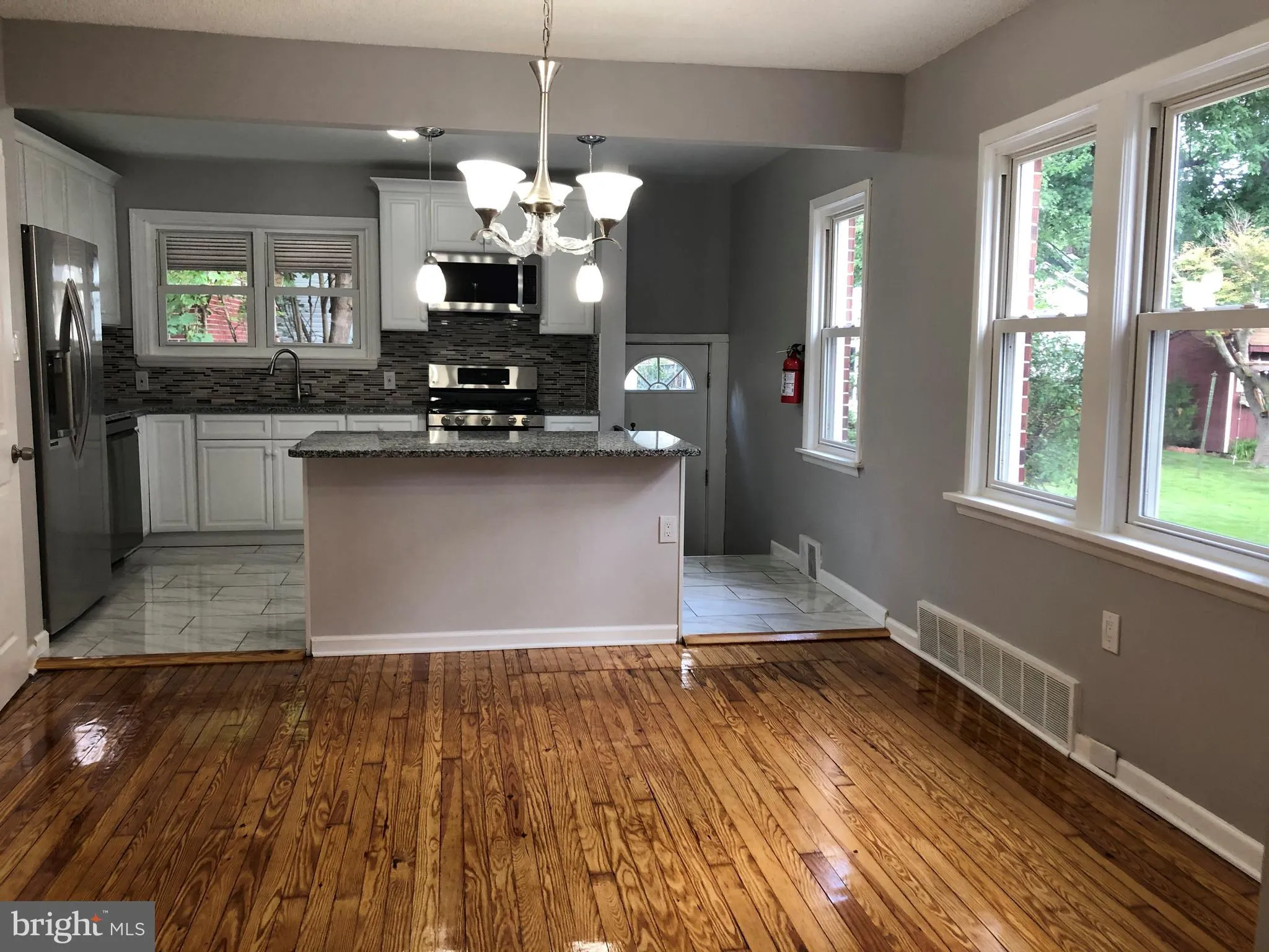 Haddon Township, New Jersey 08107, United States, 3 Bedrooms Bedrooms, ,1 BathroomBathrooms,Residential,Contingent,162113