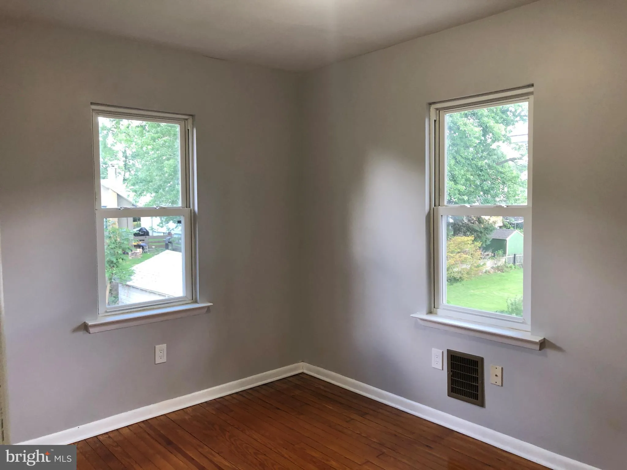 Haddon Township, New Jersey 08107, United States, 3 Bedrooms Bedrooms, ,1 BathroomBathrooms,Residential,Contingent,162113