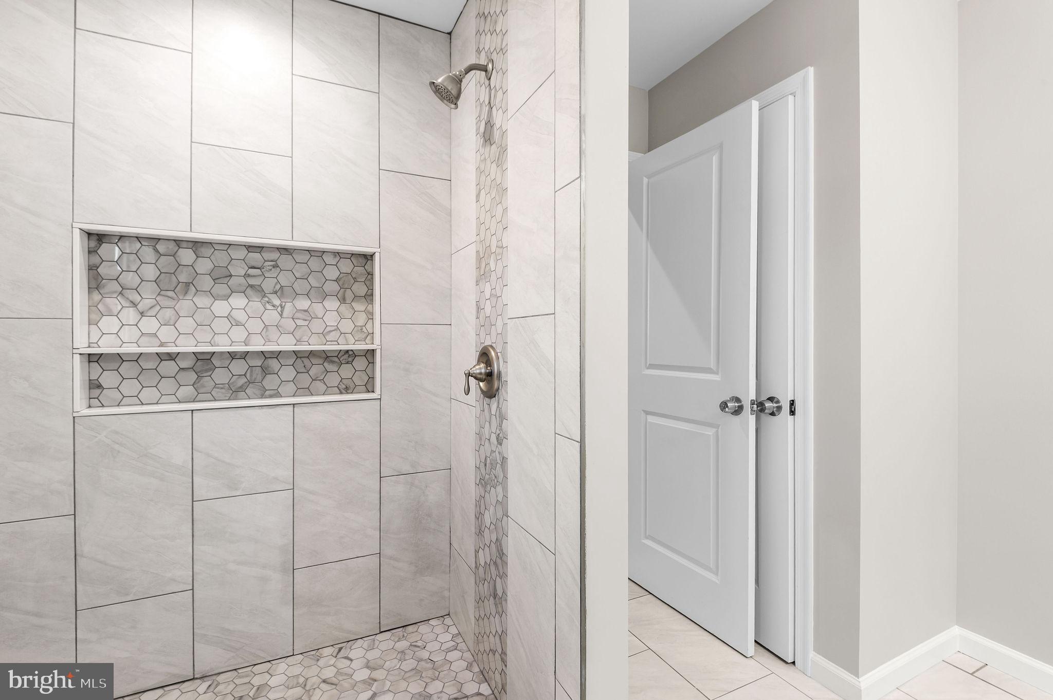 TREVOSE HGTS - Residential